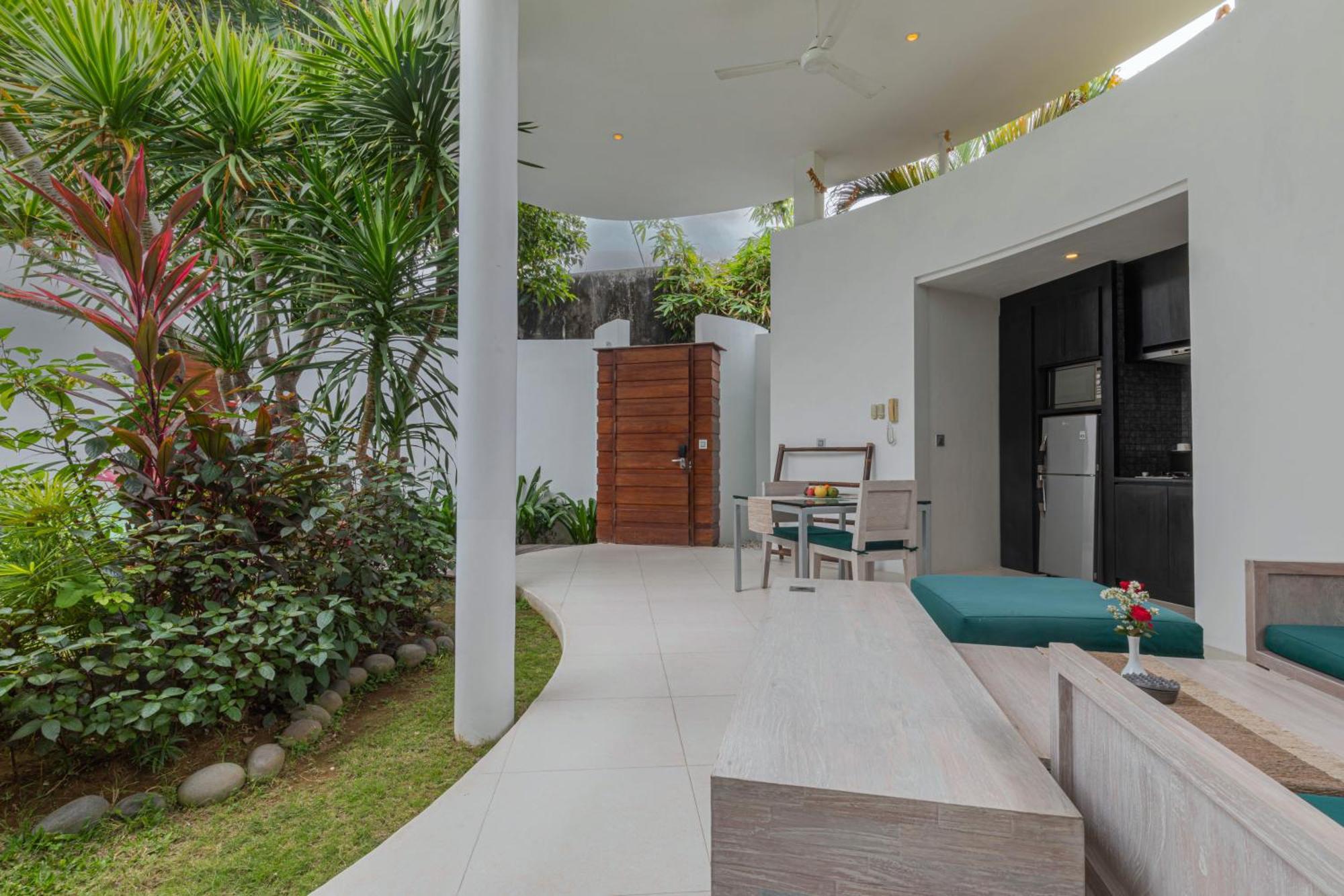 Villa Taman Mesari Luxury Villas-seminyak *