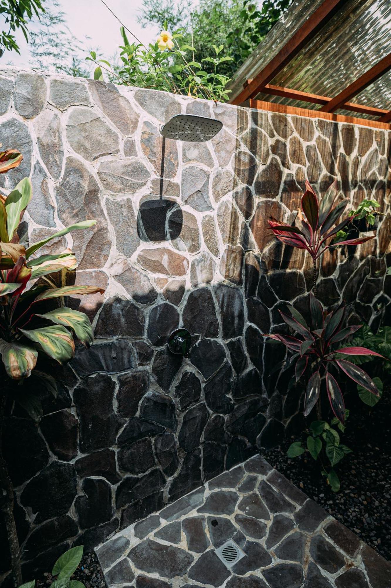 Tempat Tidur & Sarapan Wooden House Candidasa Manggis (Bali)
