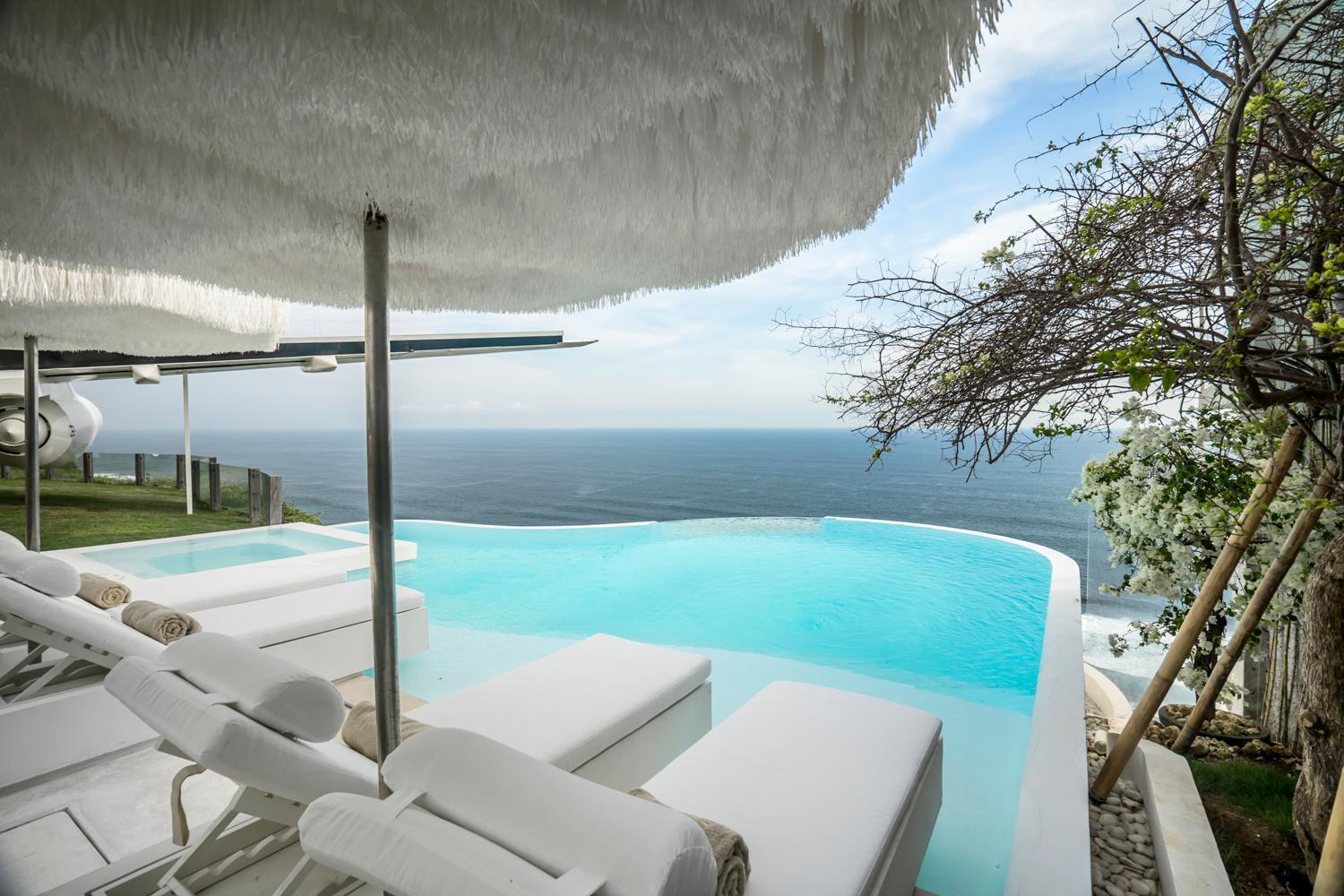Private Jet Villa *
