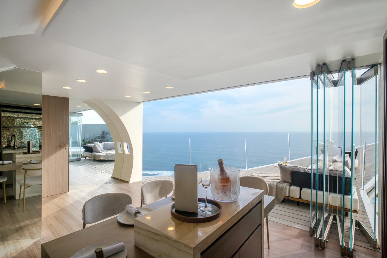 Villa Private Jet