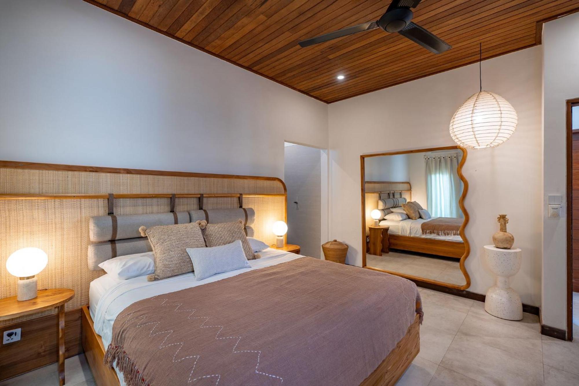 Castaway Villa *