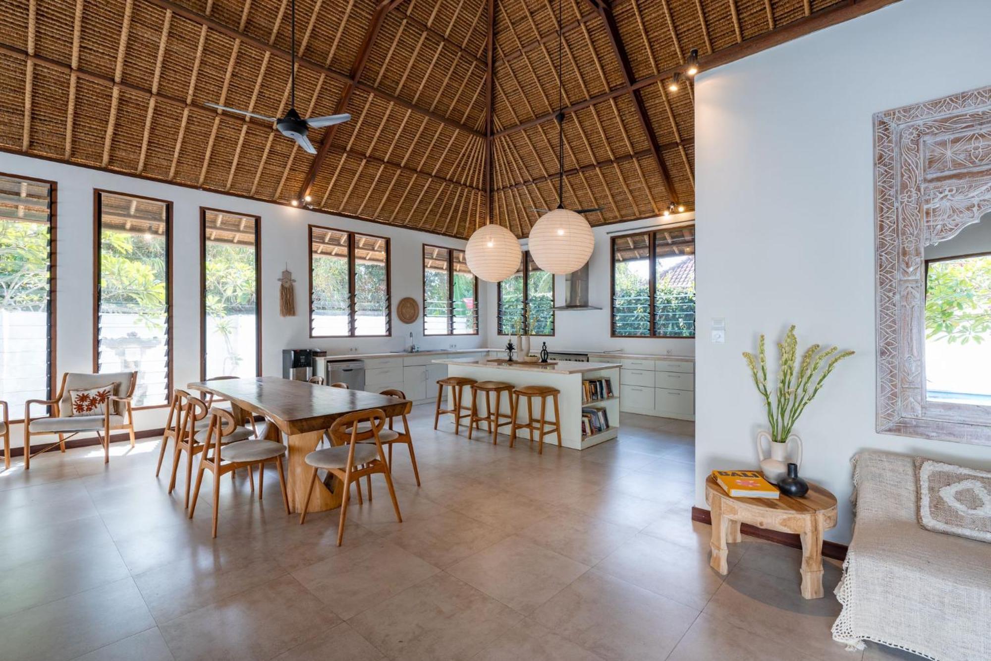 Castaway Villa *