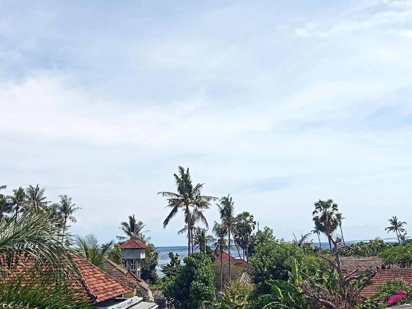 Bed & Breakfast Rumah Wayans Lipah 2*
