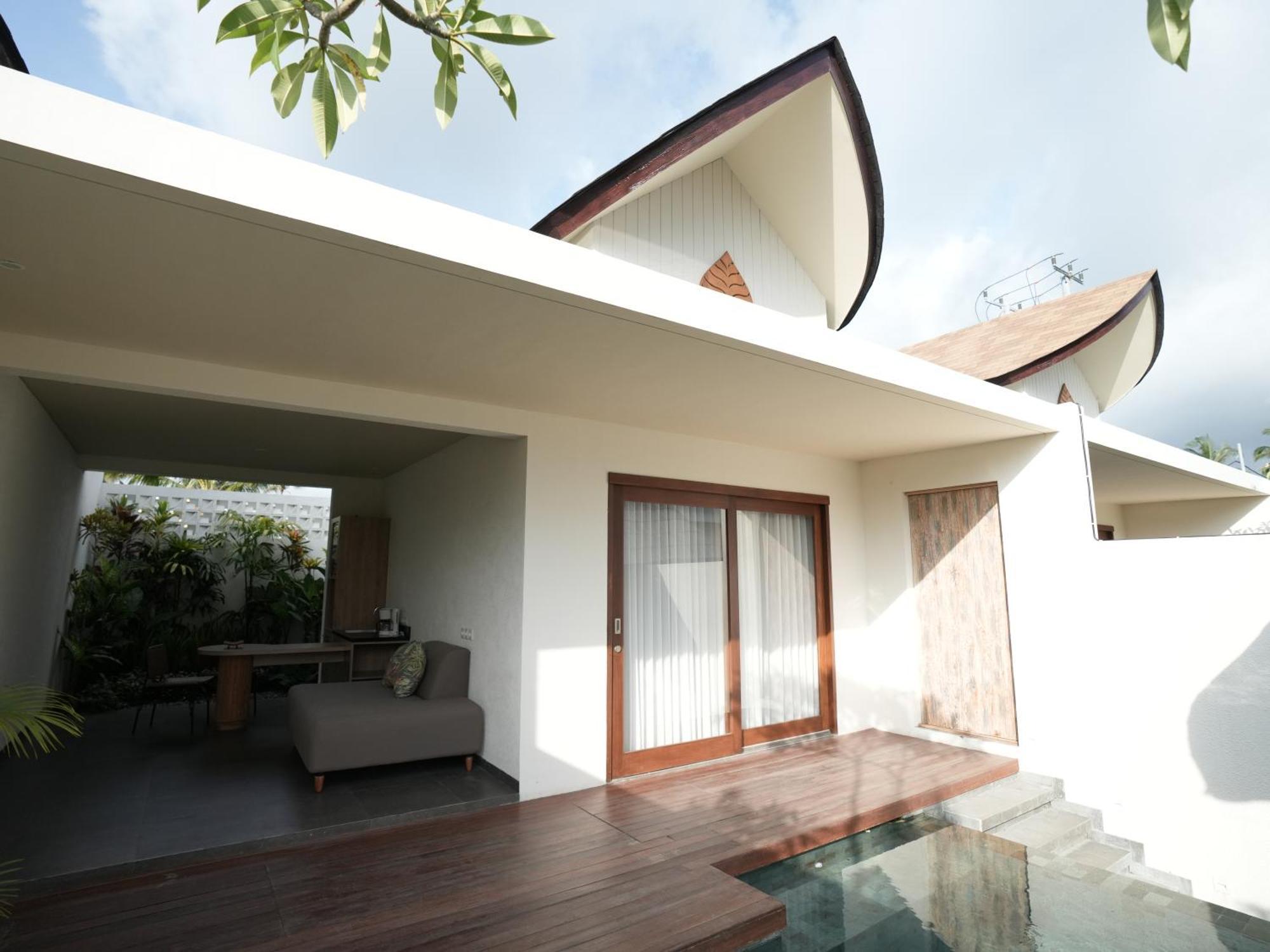 Villa Daun Lebar