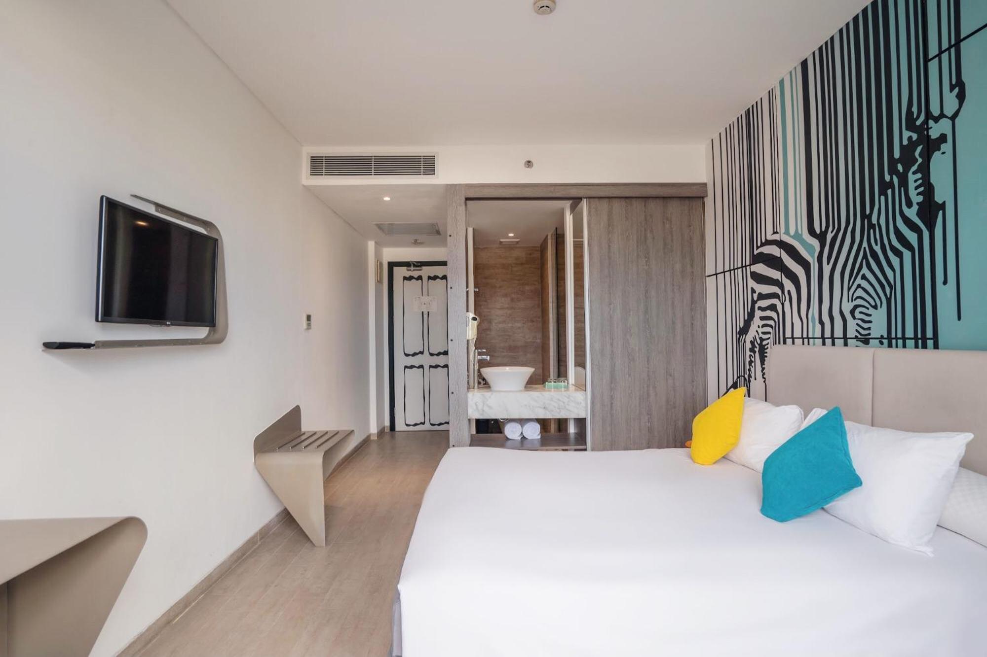 Hotel Kamaniiya Petitenget 3*