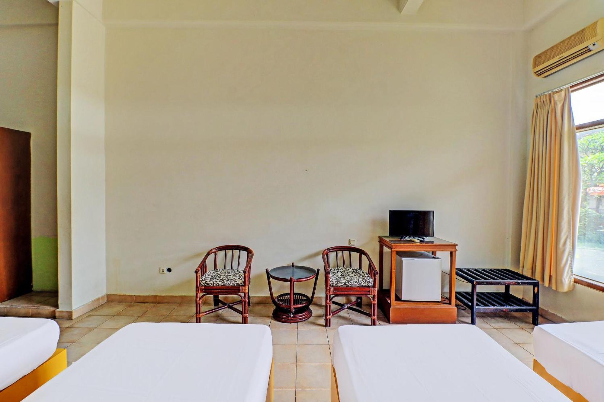 Super Oyo 91870 Warna Kedaton Hotel Denpasar (Bali)