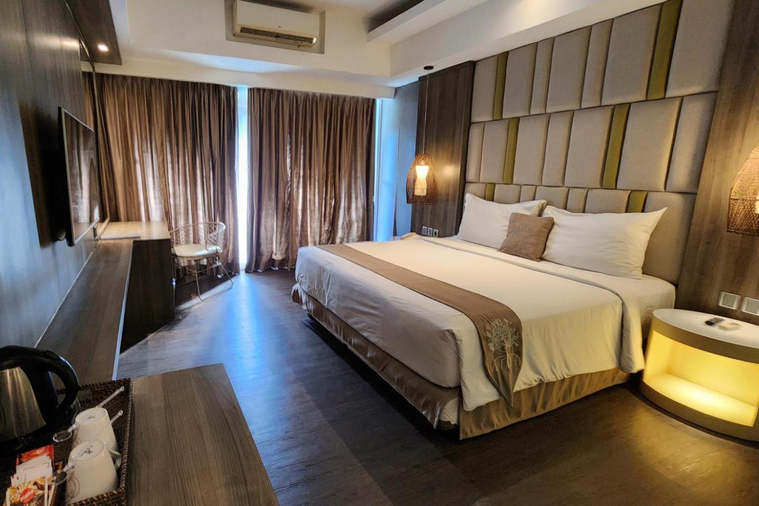 The Crystal Luxury Bay Nusa Dua Resor Nusa Dua (Bali)
