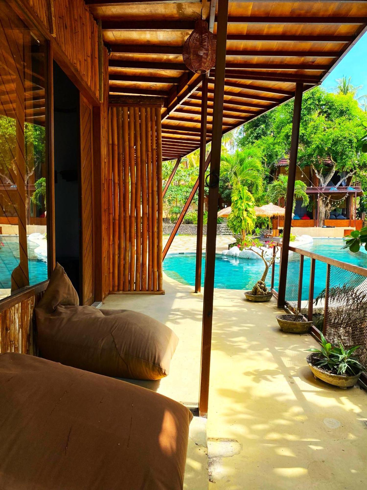 Lodge Gading Tree House