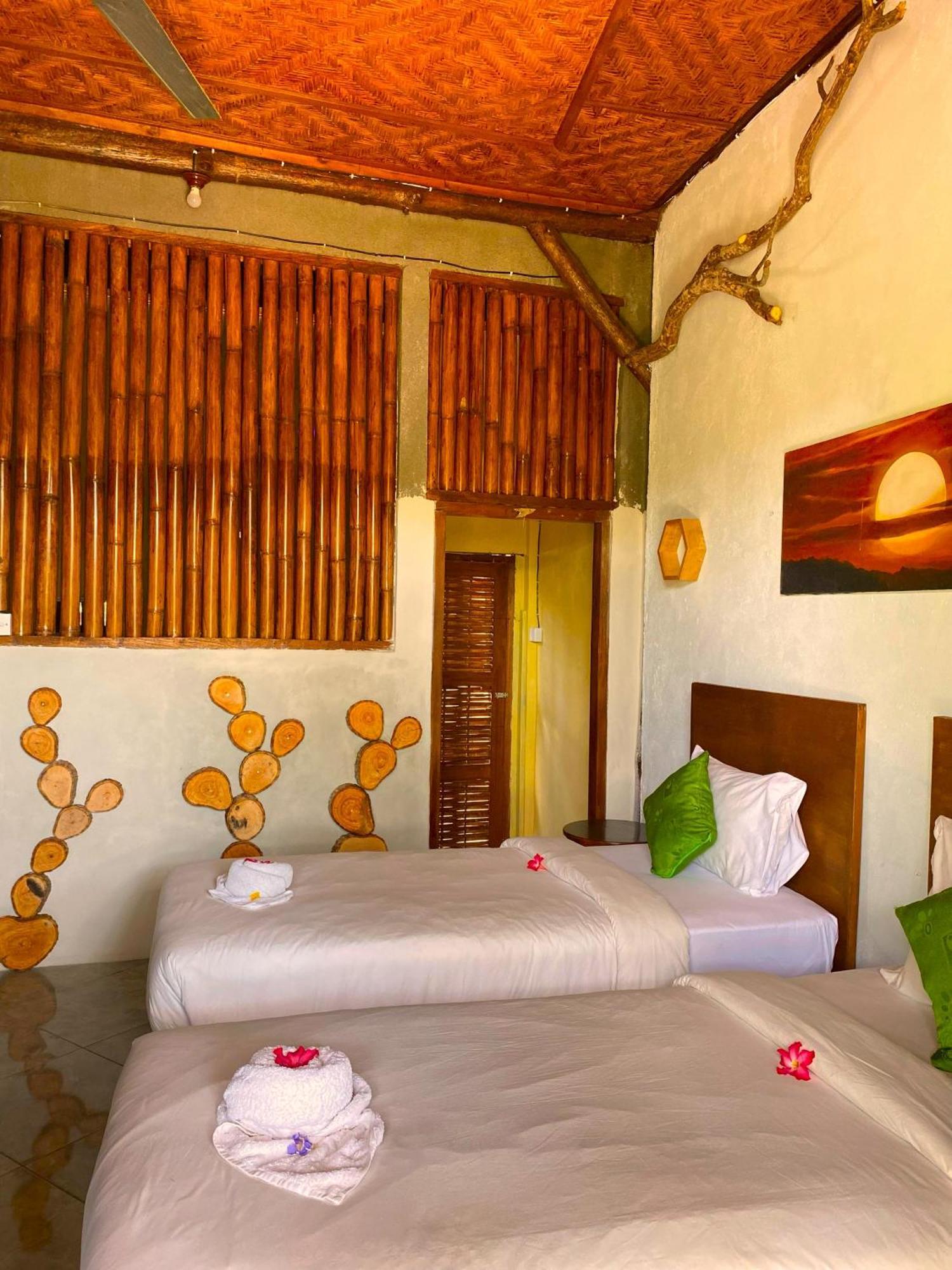 Gading Tree House Lodge Batununggul