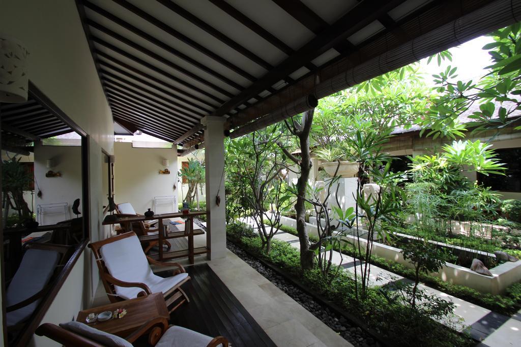 Frangipani 3*