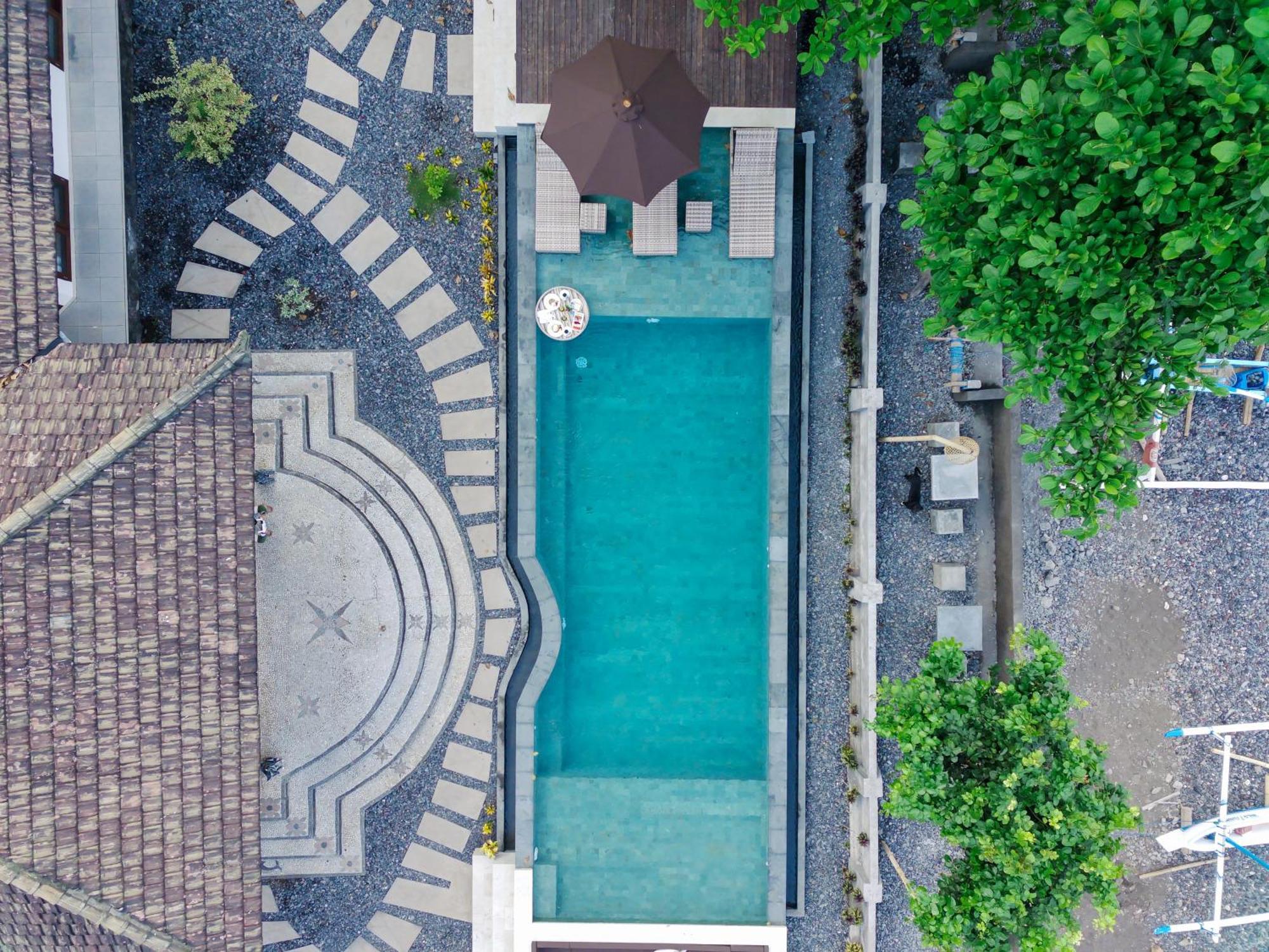 Bali Taoka Singaraja (Bali)