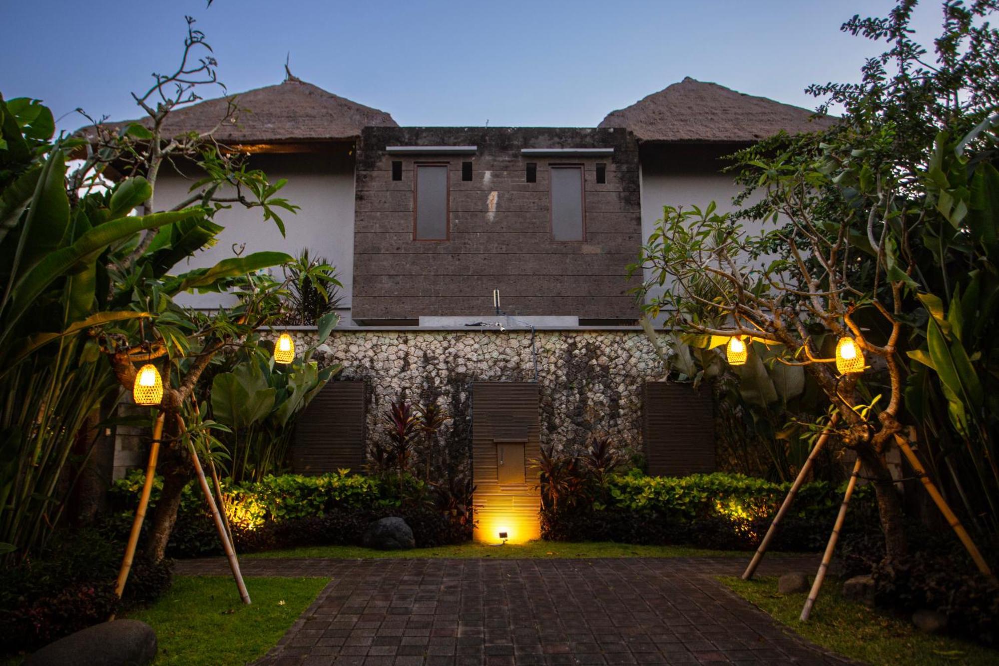 Abi Bali And 4* Jimbaran (Bali)