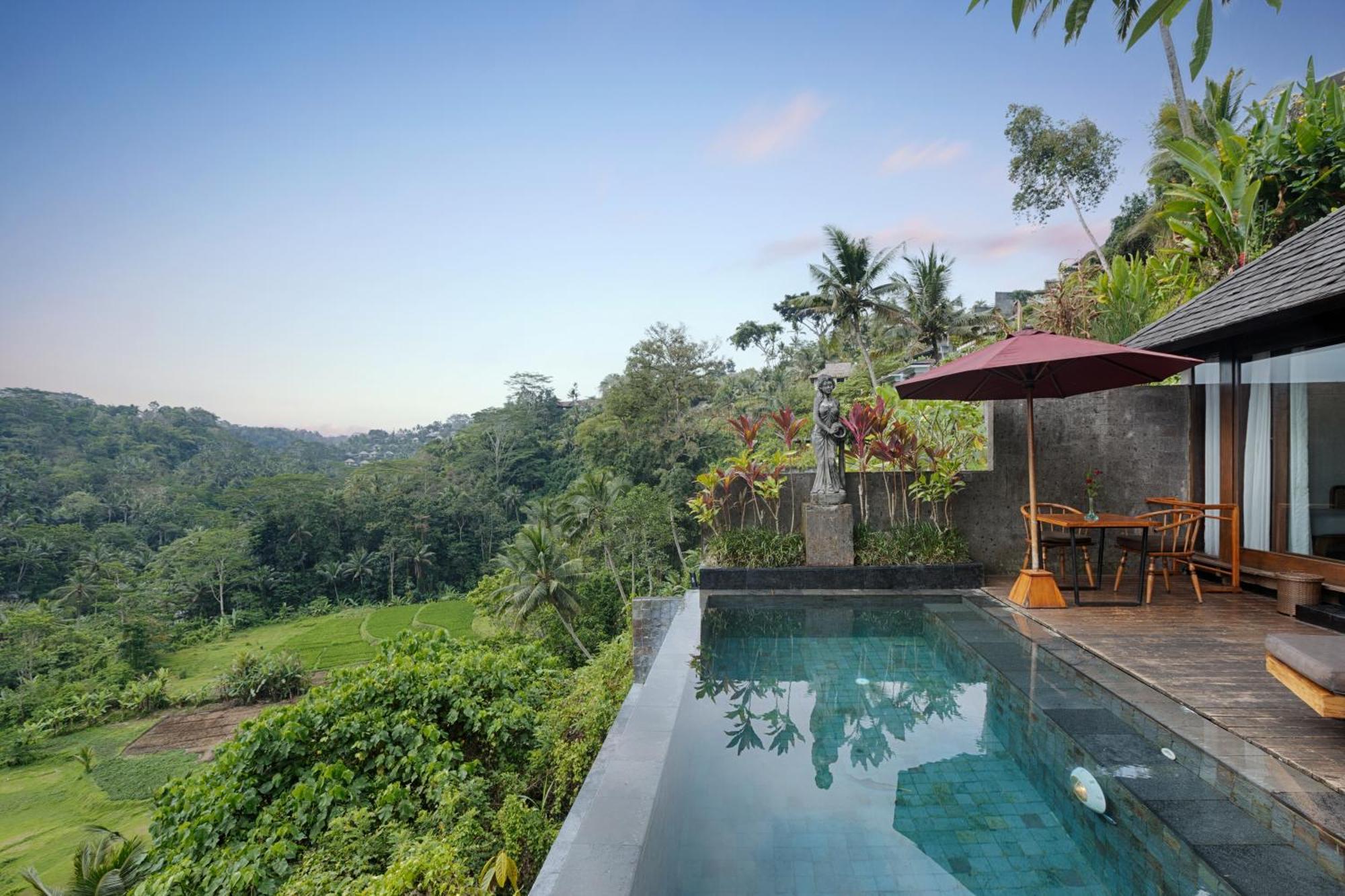 Black Penny Villa *