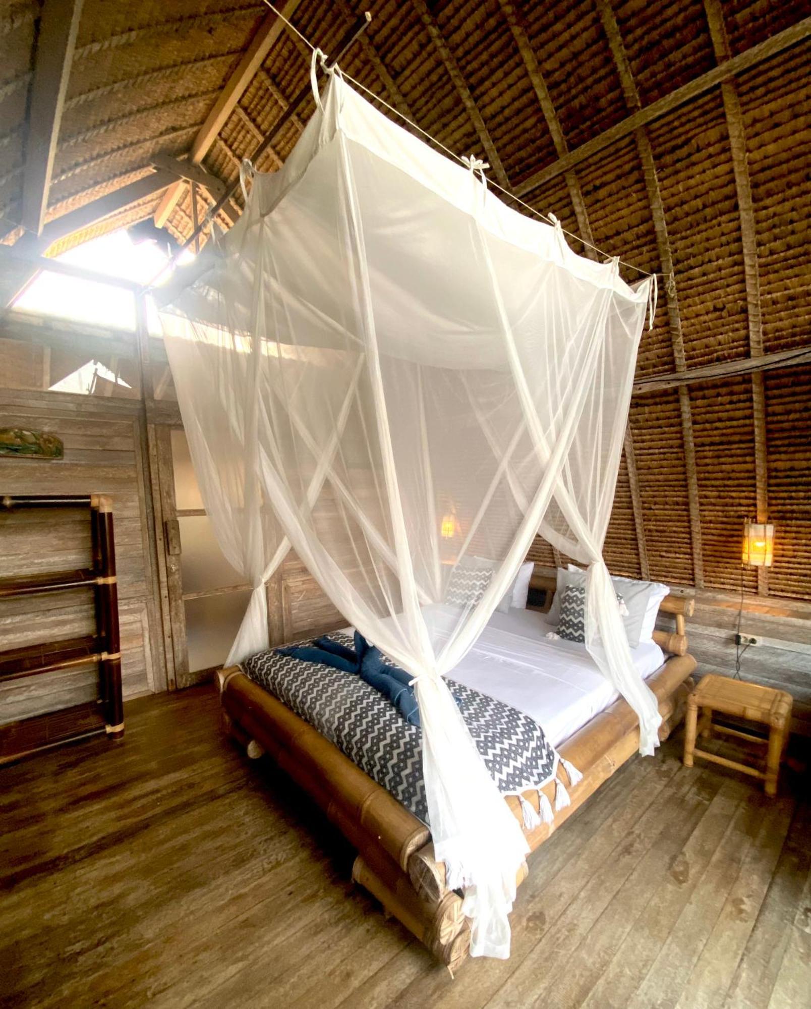 Vertical House Bali *