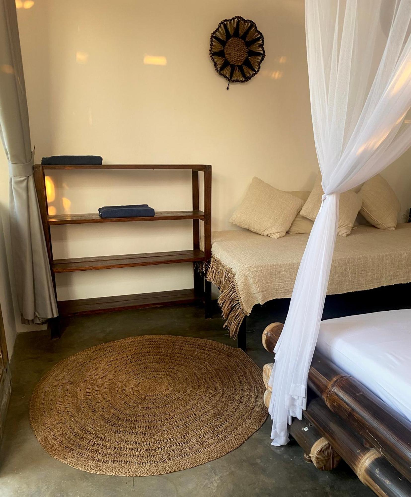 Vertical House Bali Lodge *