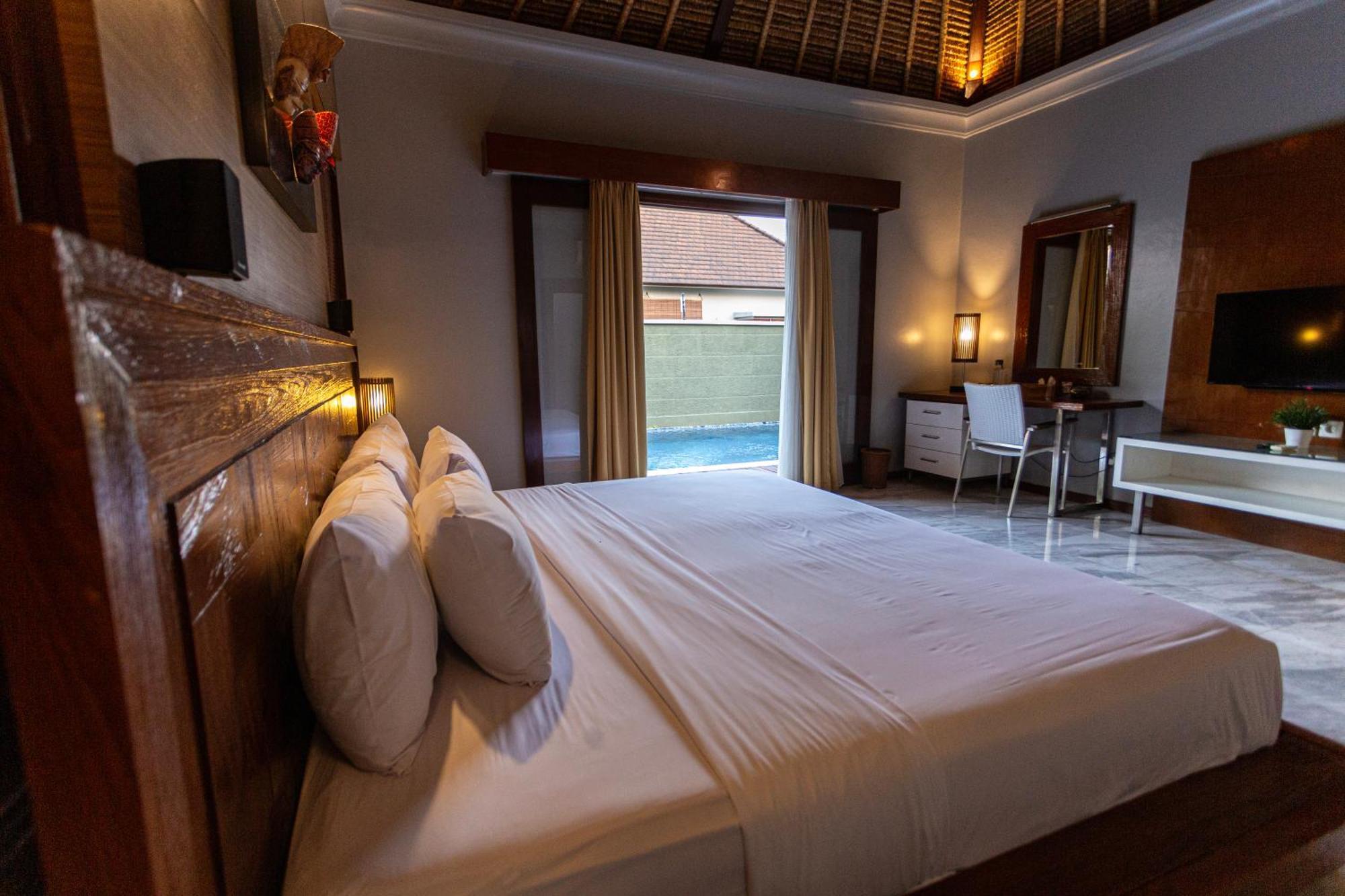 Abi Bali And Resort 4*