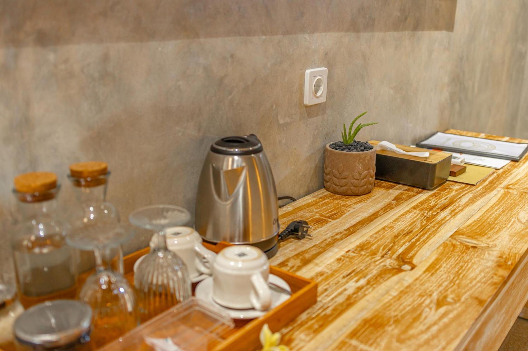 Golden Garuda Apartment Pelilit