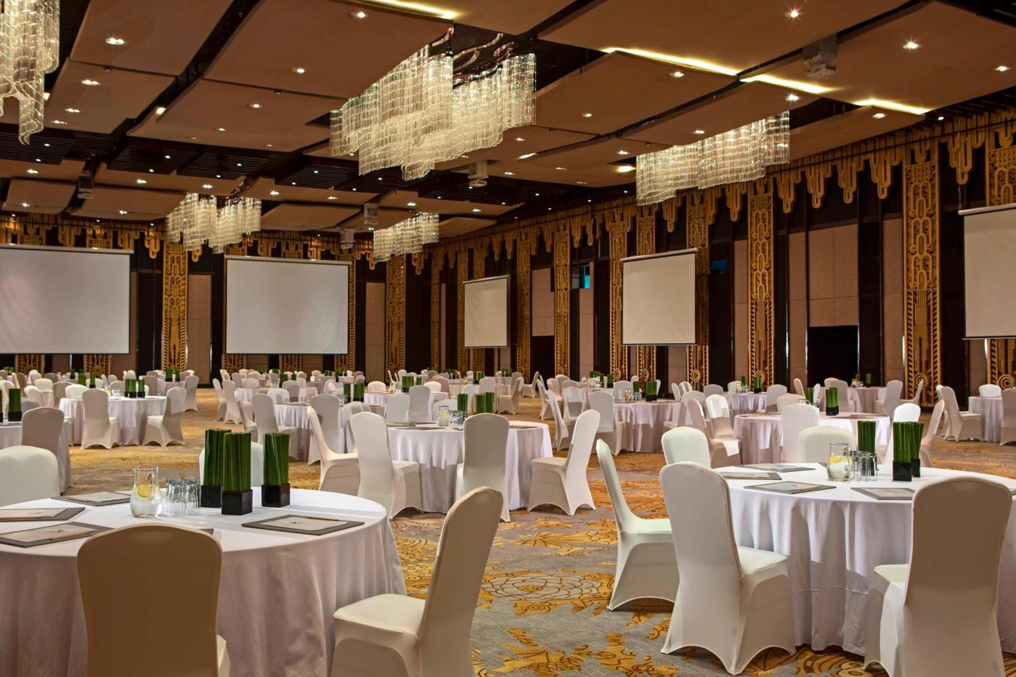 Hotel The Stones - Legian Bali, Autograph Collection