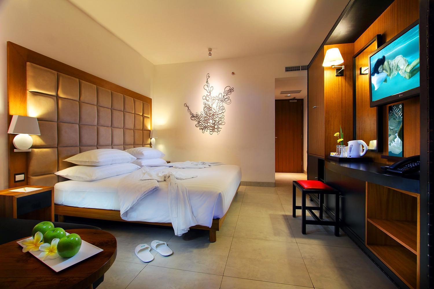 The 1o1 Bali Fontana Seminyak Hotel 4*