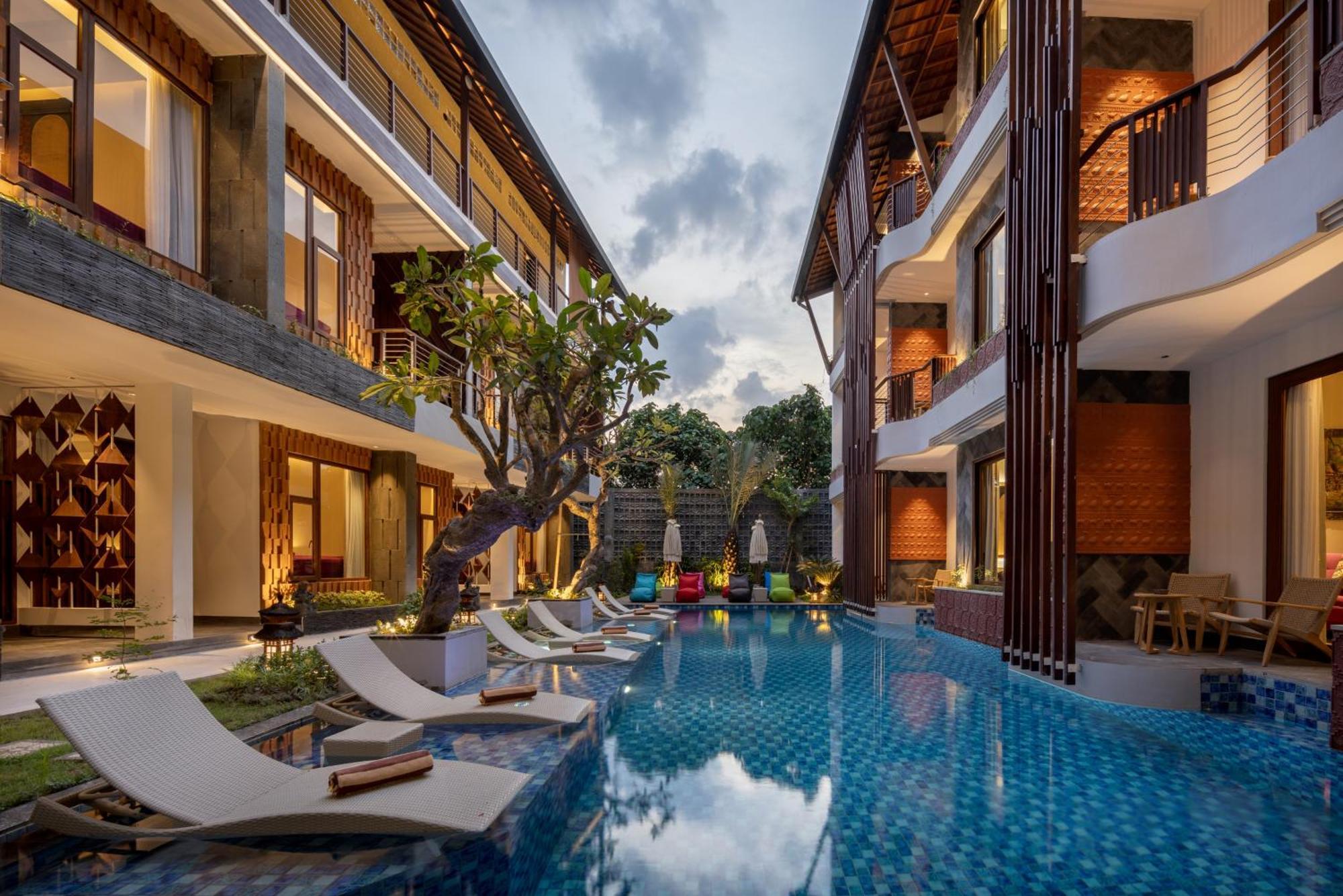 Mokko Batubelig Hotel Canggu (Bali)