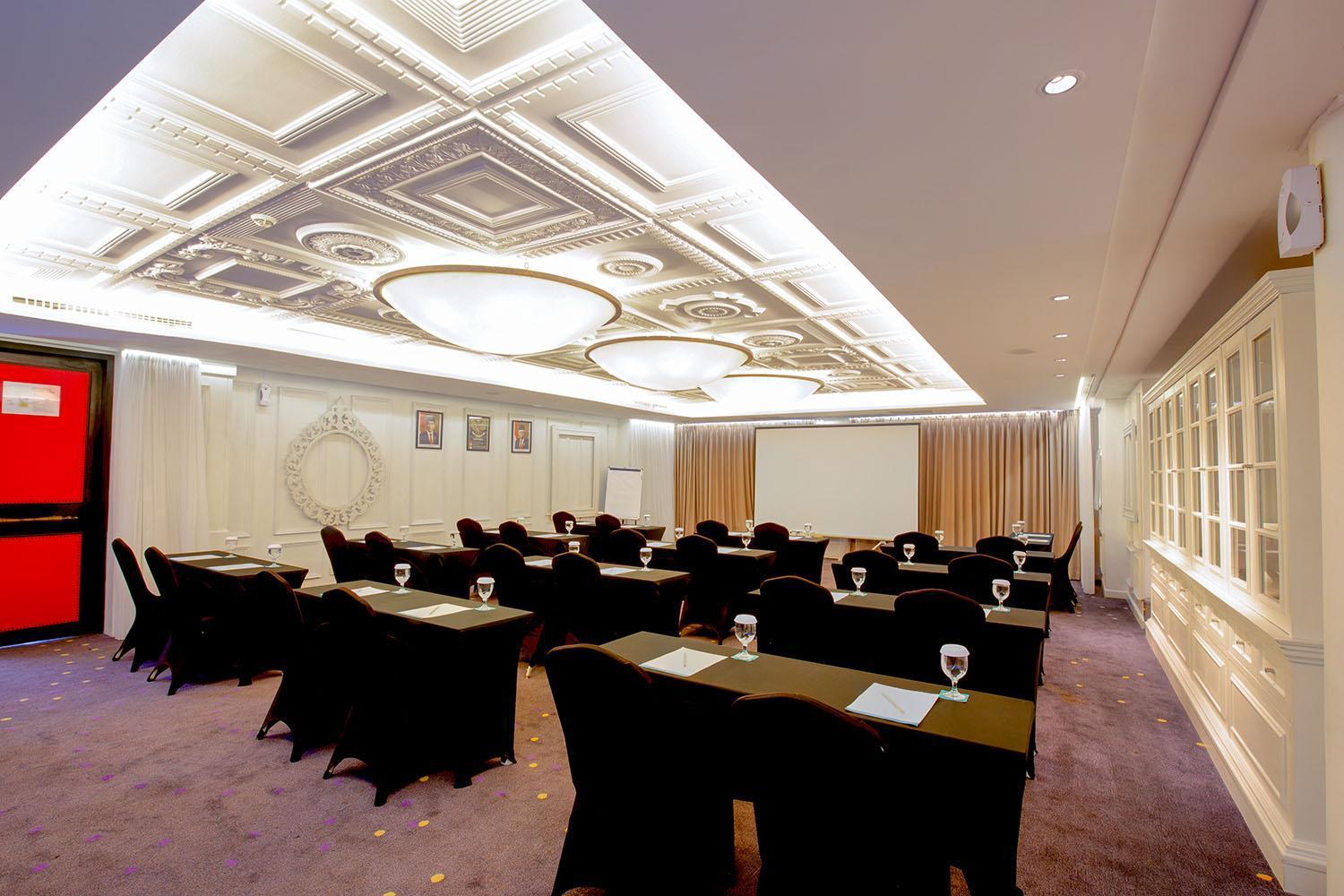 The 1o1 Bali Fontana Seminyak Legian (Bali)