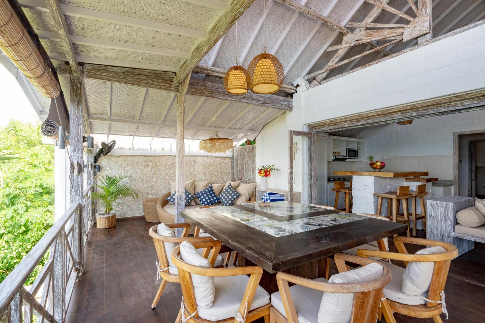 Lembongan Island Villa *