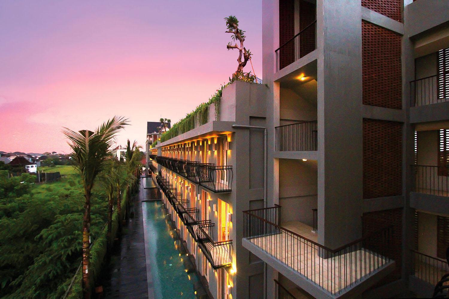 Frii Bali Echo Hotel 3*