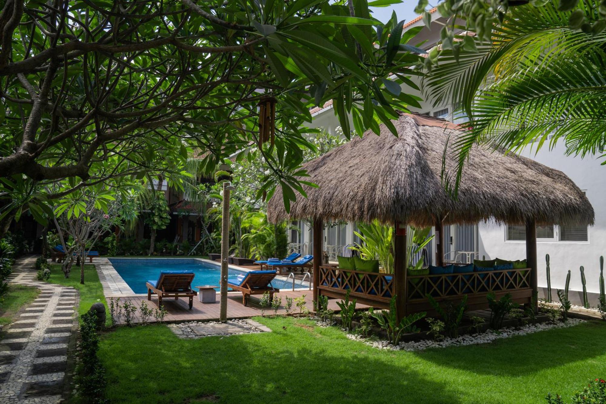 Hotel Easy Surf Camp Kuta (Bali)