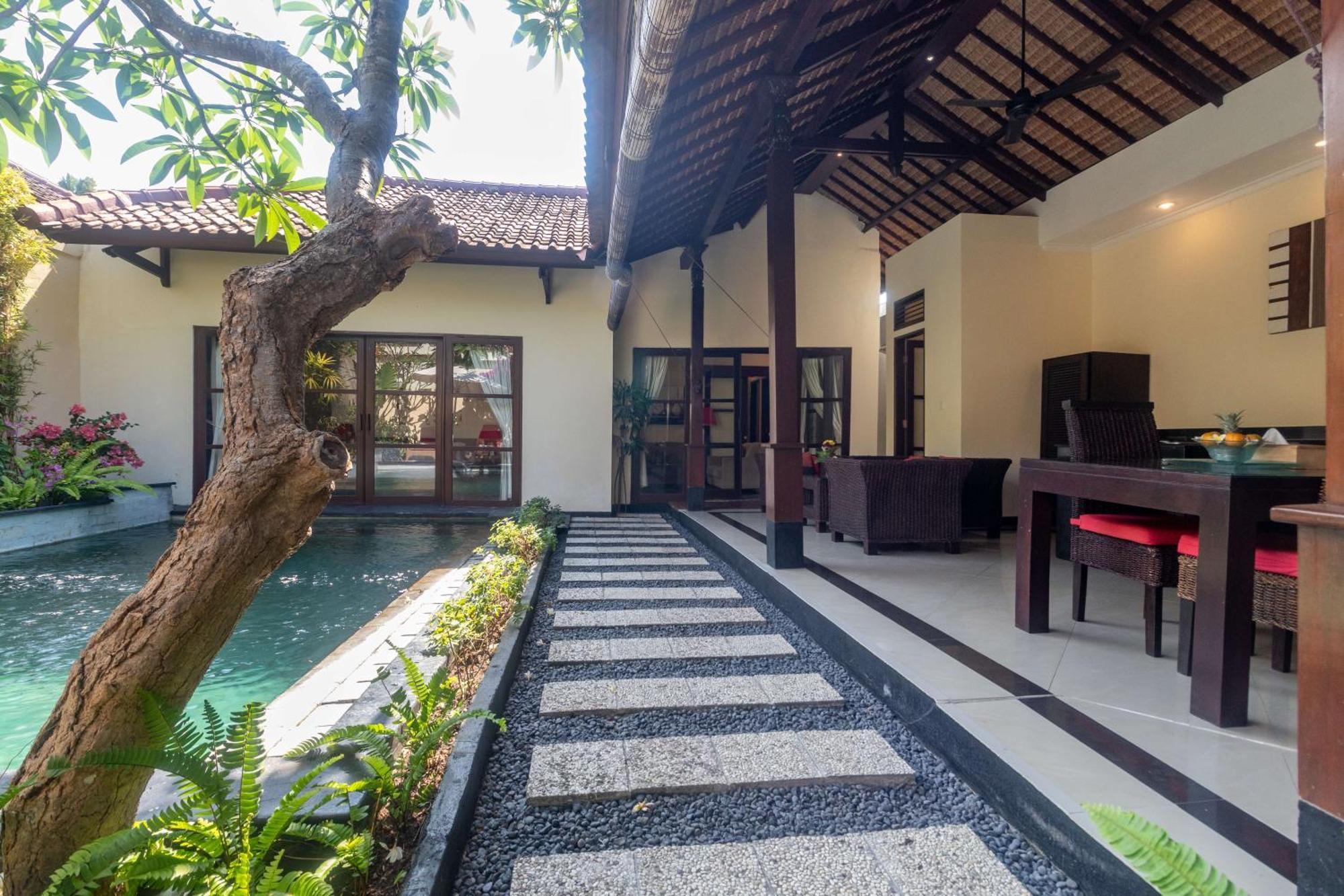 Aleesha And 4* Sanur (Bali)