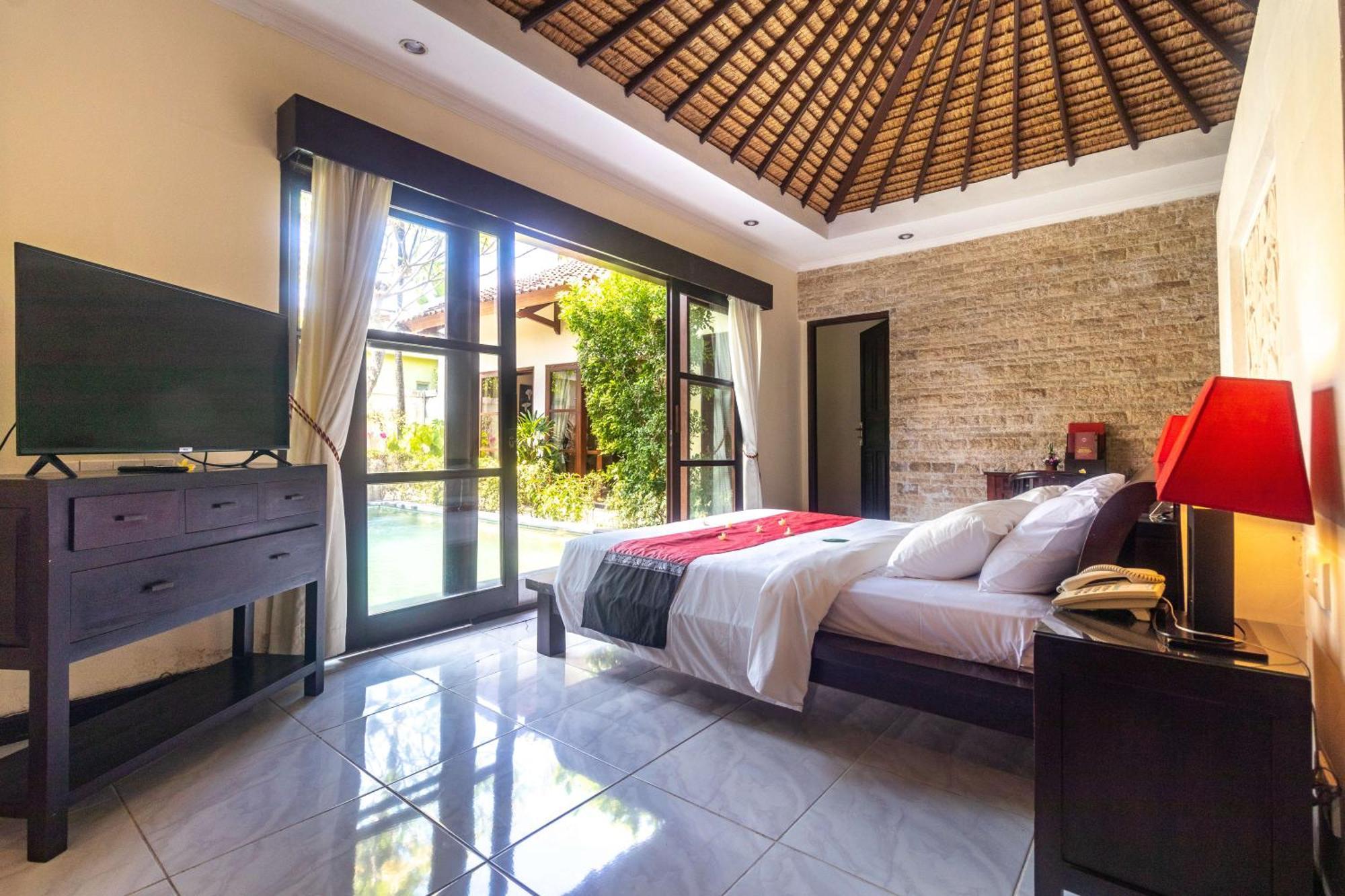 Aleesha And Sanur (Bali)