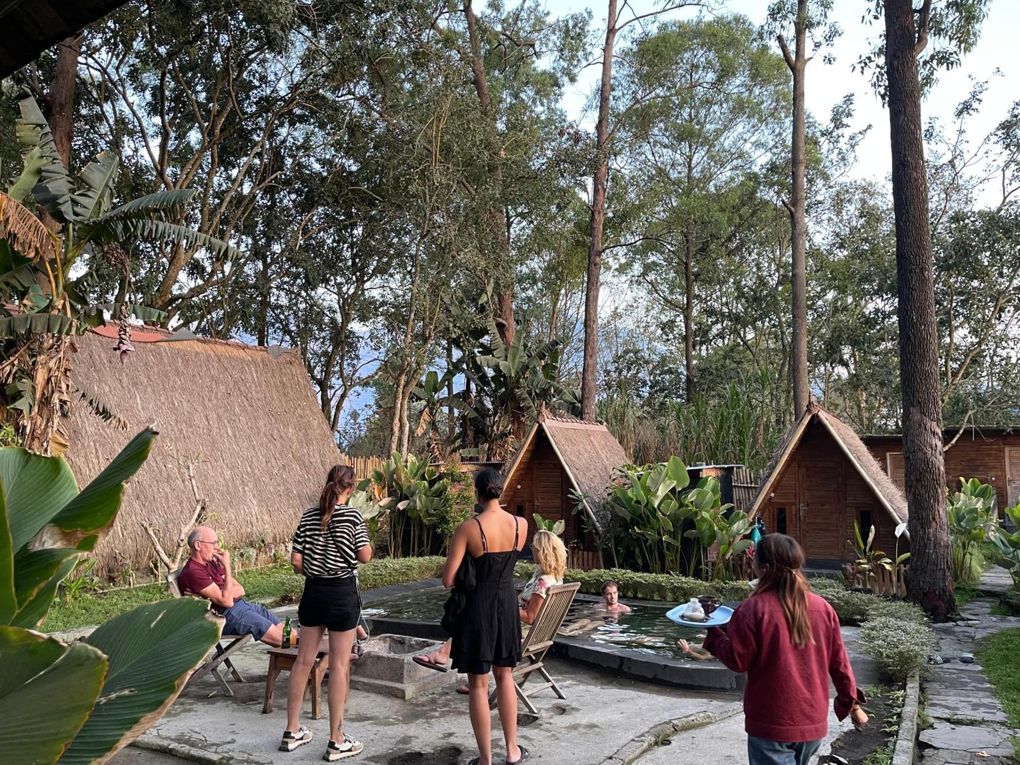 Triangle House And Private Hot Spring Homestay Kintamani (Bali)