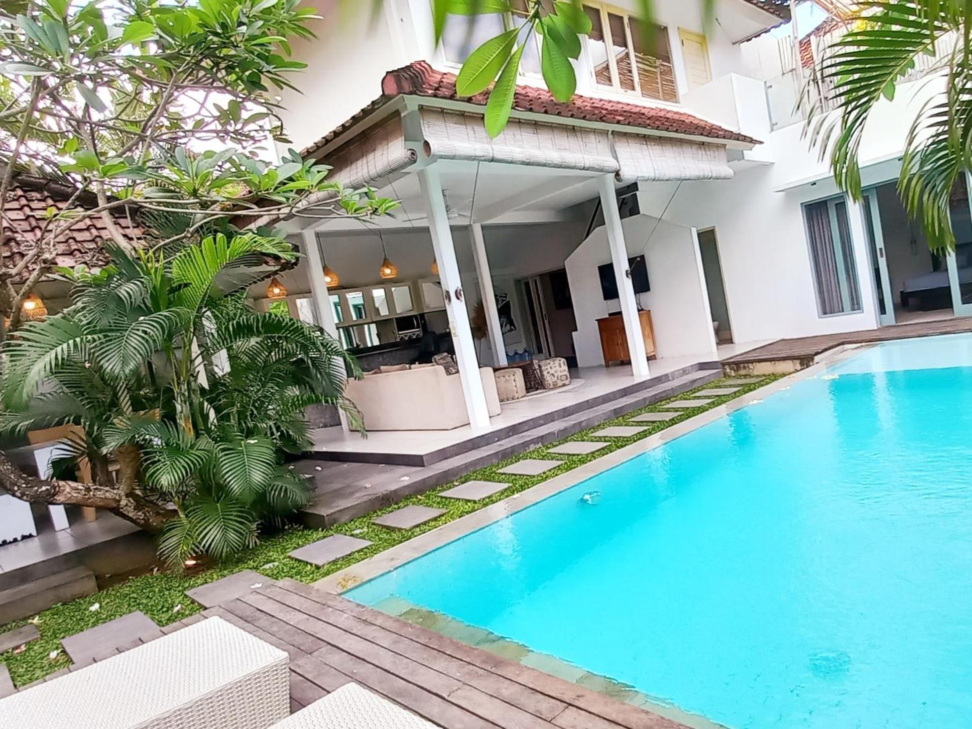 Oceana I - 3br Private With Pool * Legian (Bali)