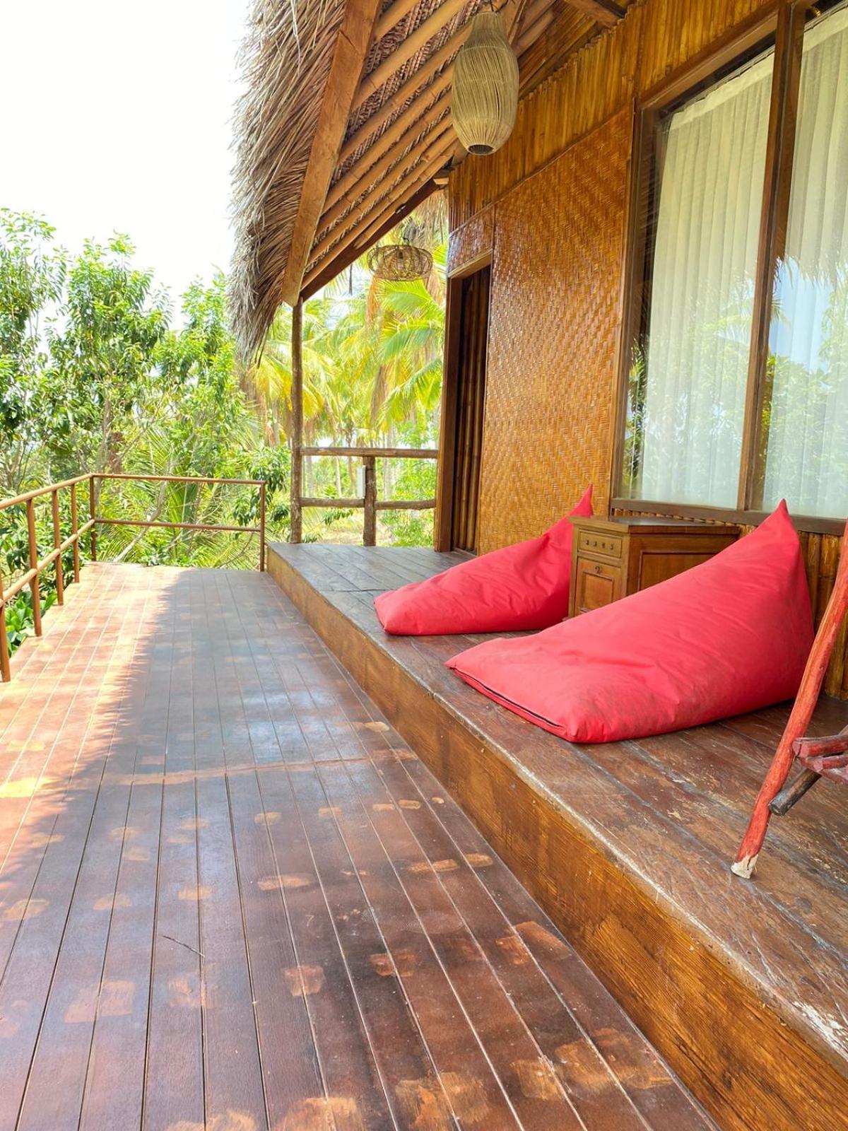 Lodge Gading Tree House Batununggul
