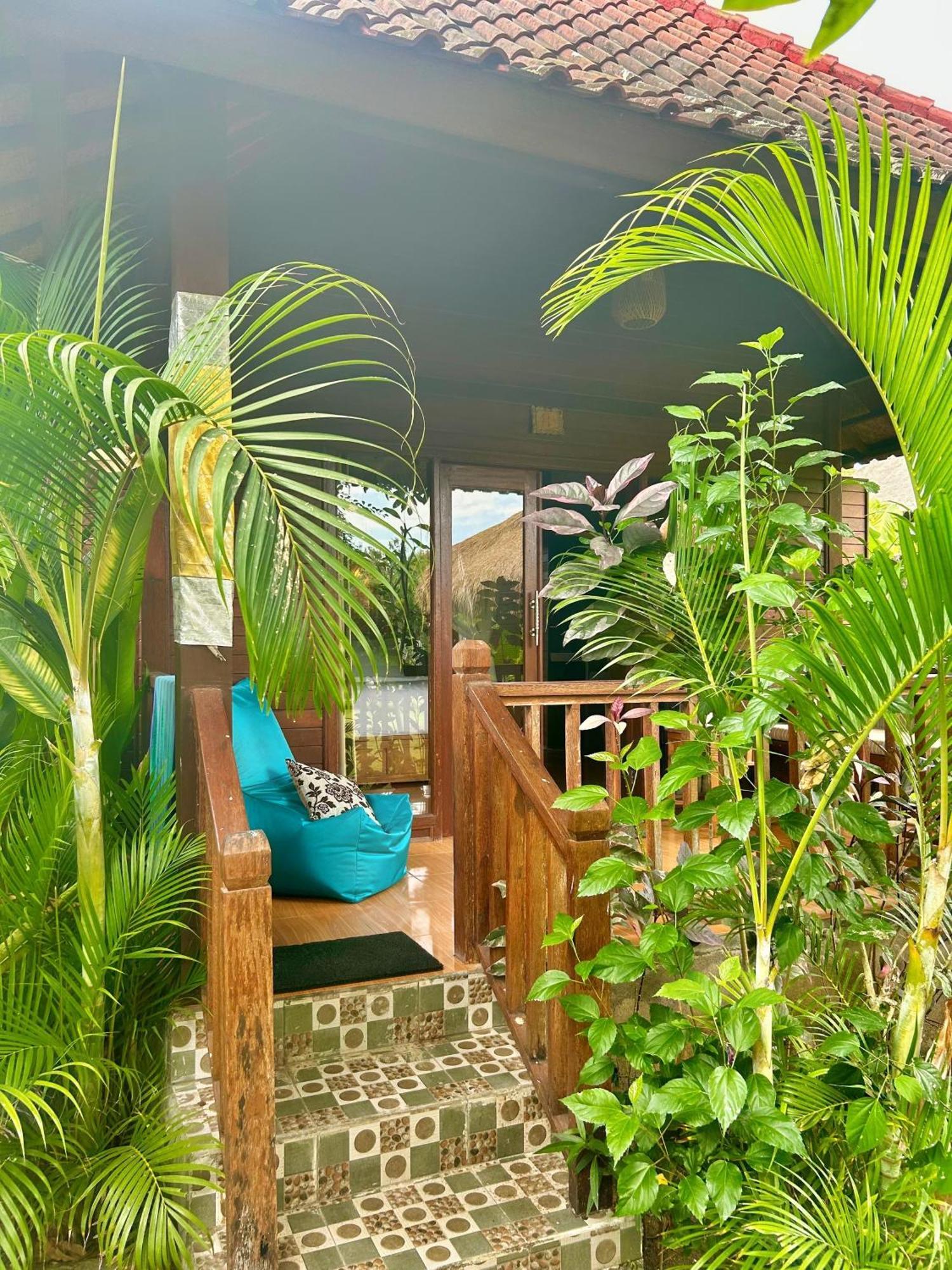 Island Garden Huts 3*