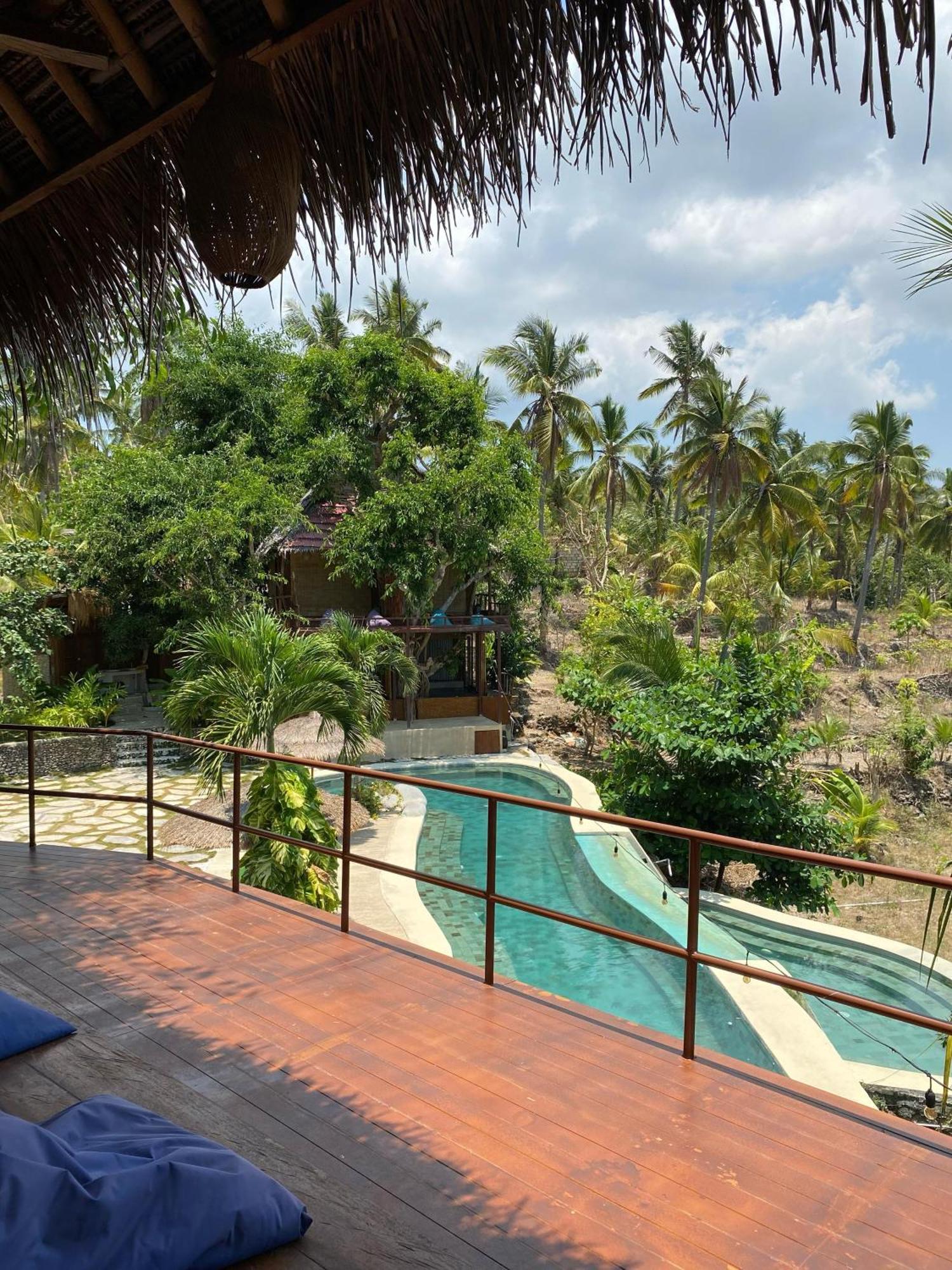 Lodge Gading Tree House
