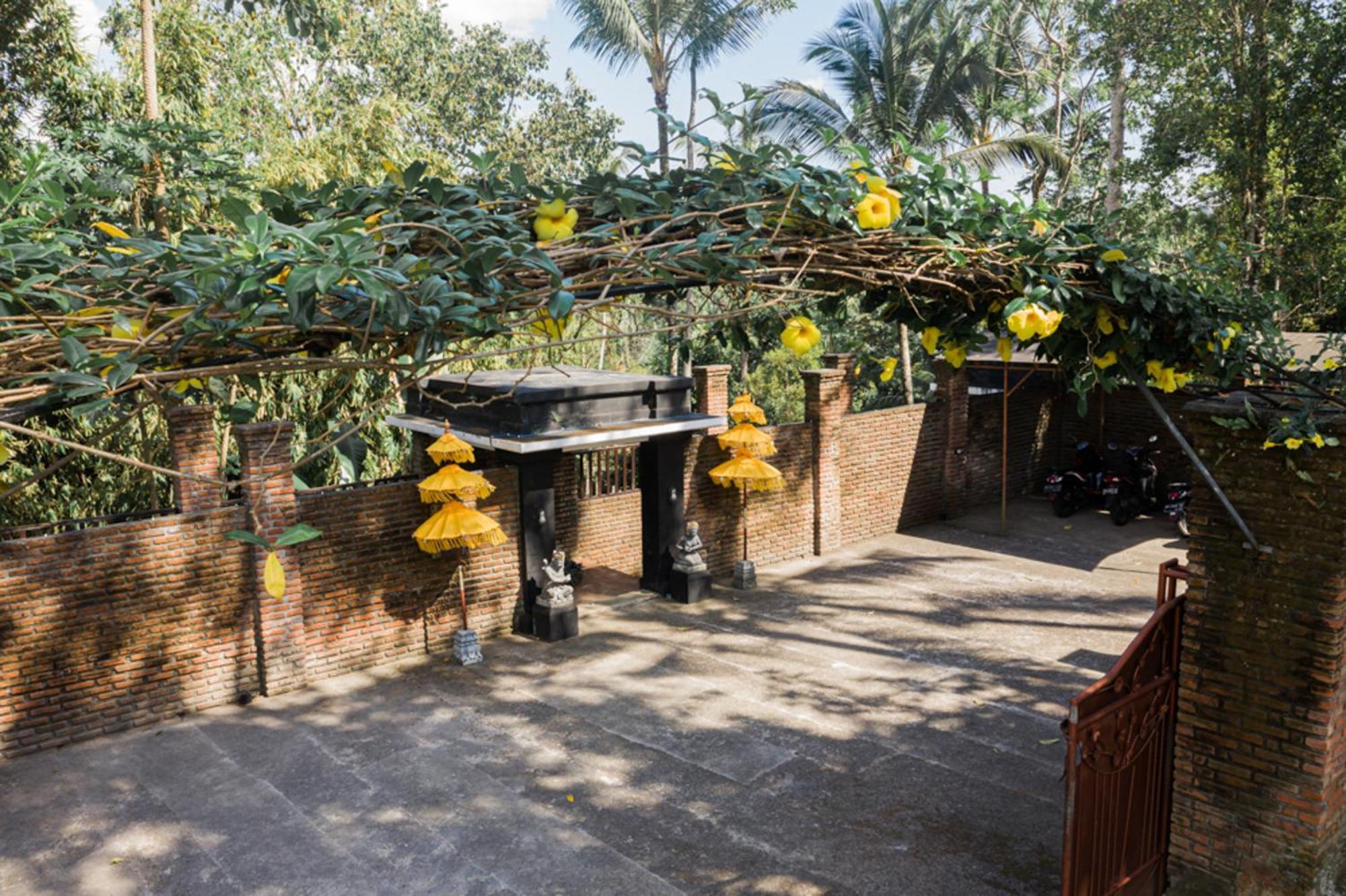 Bali Palms Homestay *