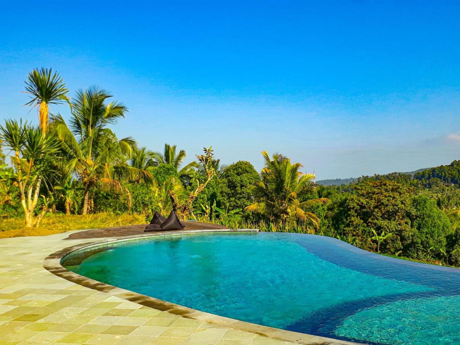 Lesong And Restaurant Hotel Munduk (Bali)