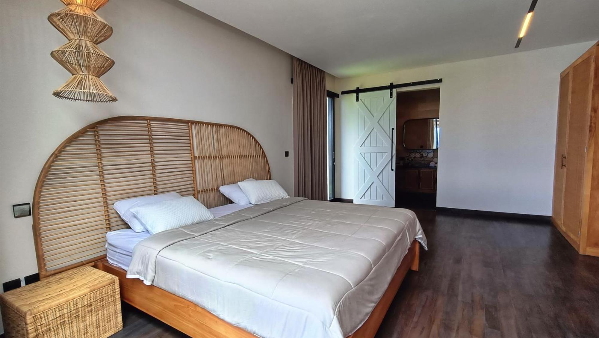 And Villa Ketewel