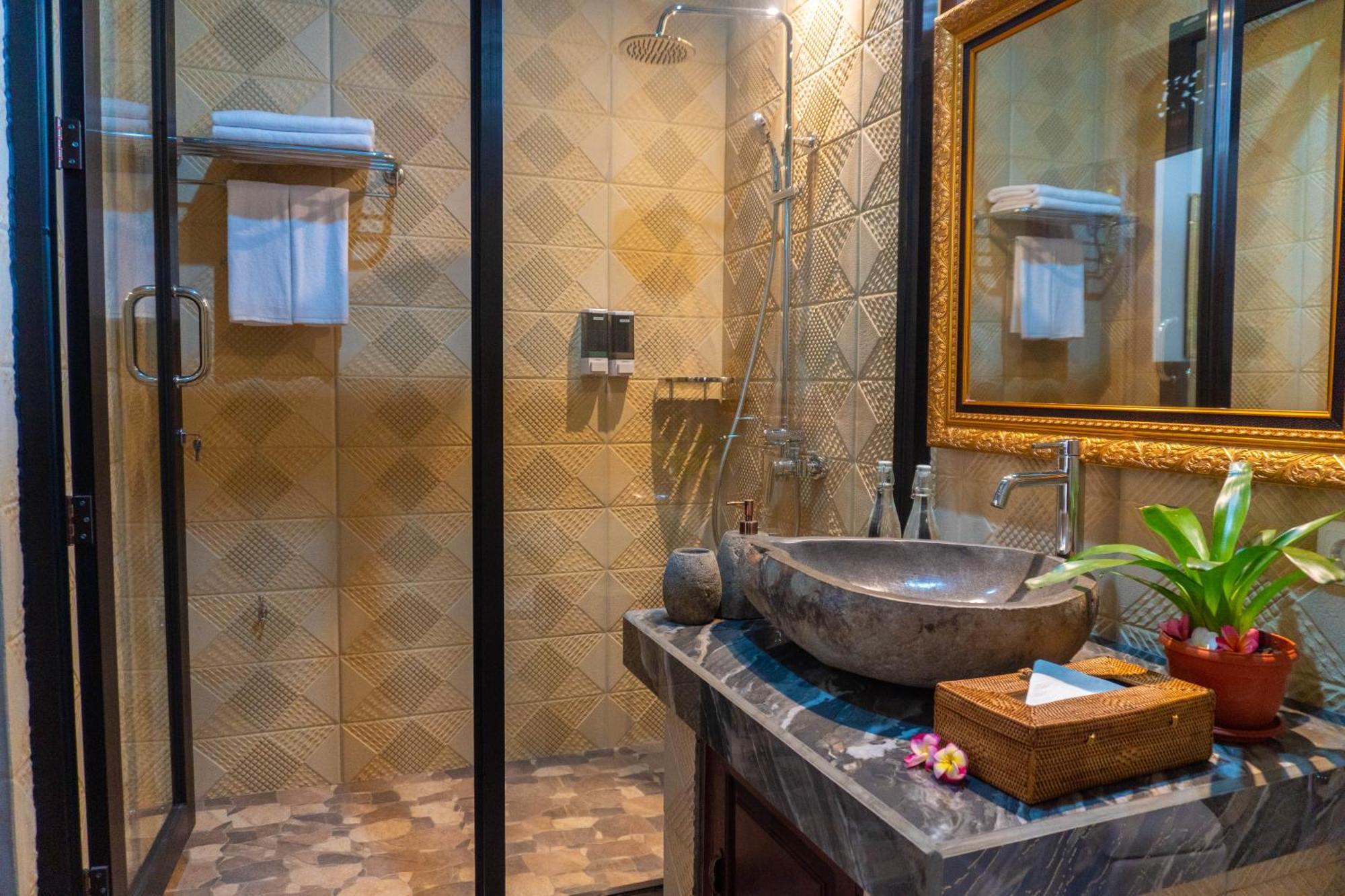 Selonding Batu Villa Lovina (Bali)