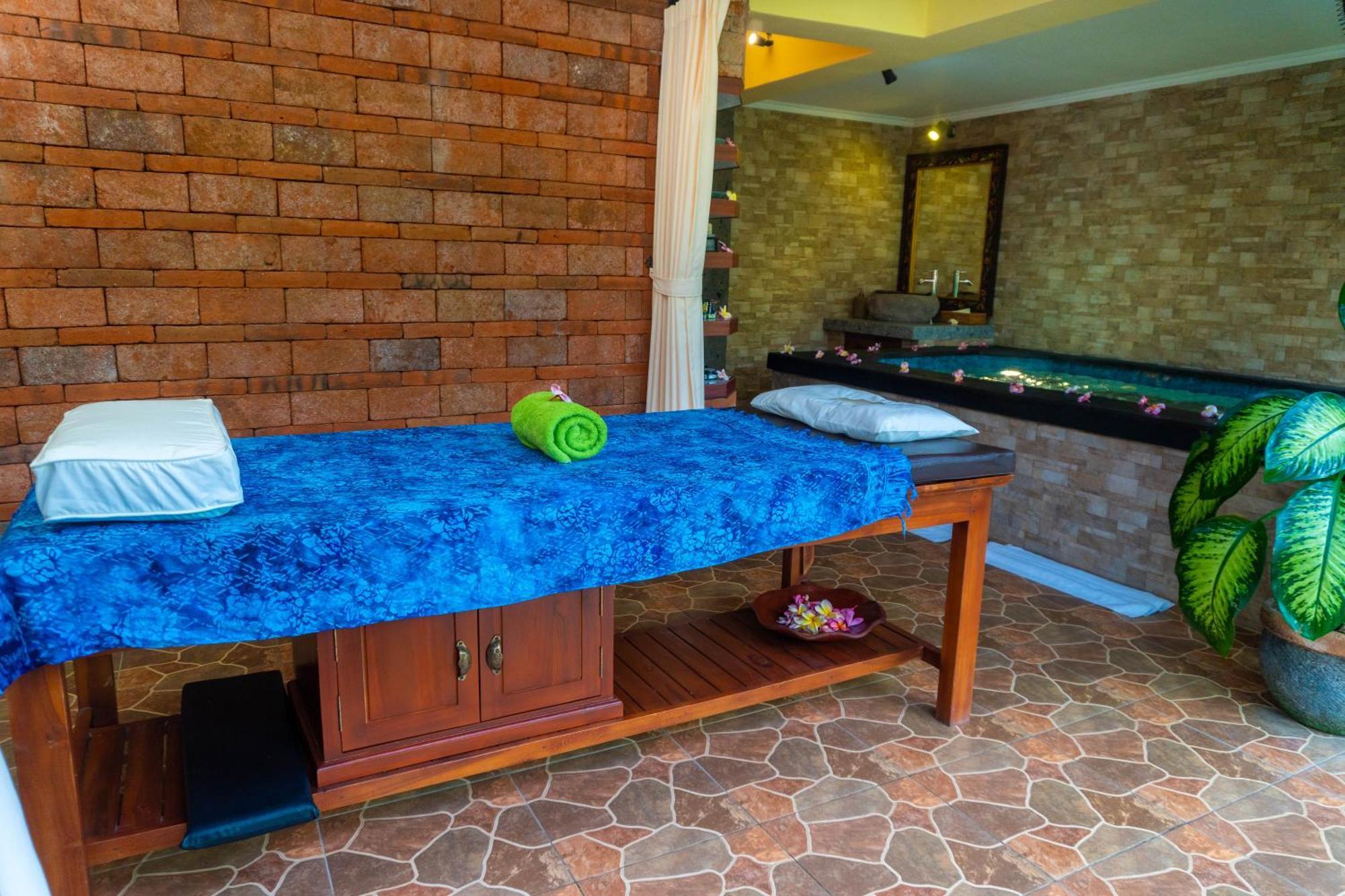 Selonding Batu Villa Lovina (Bali)