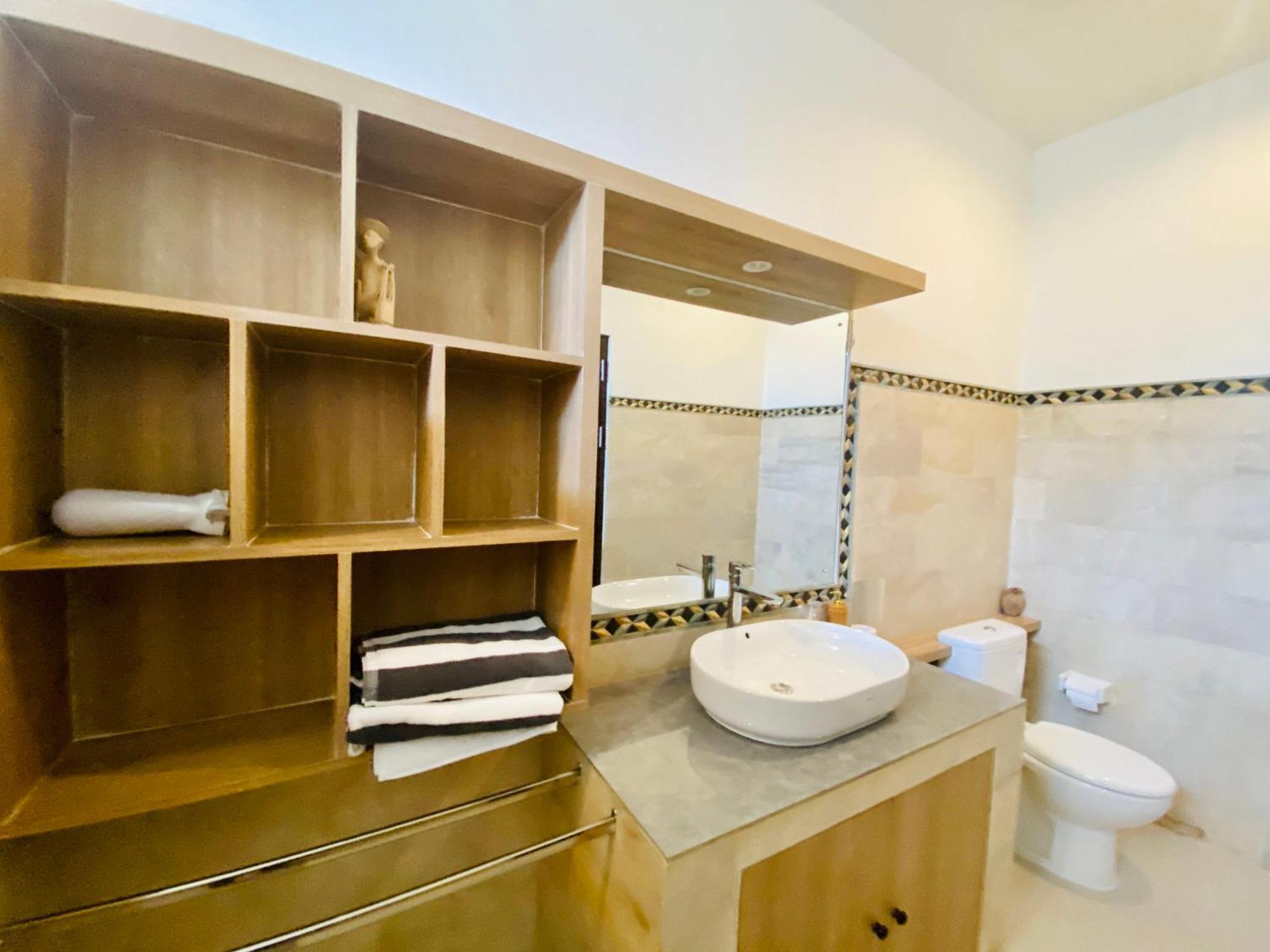 Solaluna Guest house