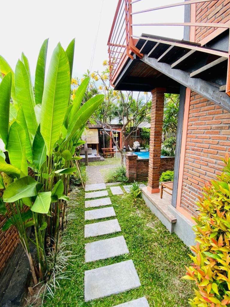 Homestay Uma Dewa *