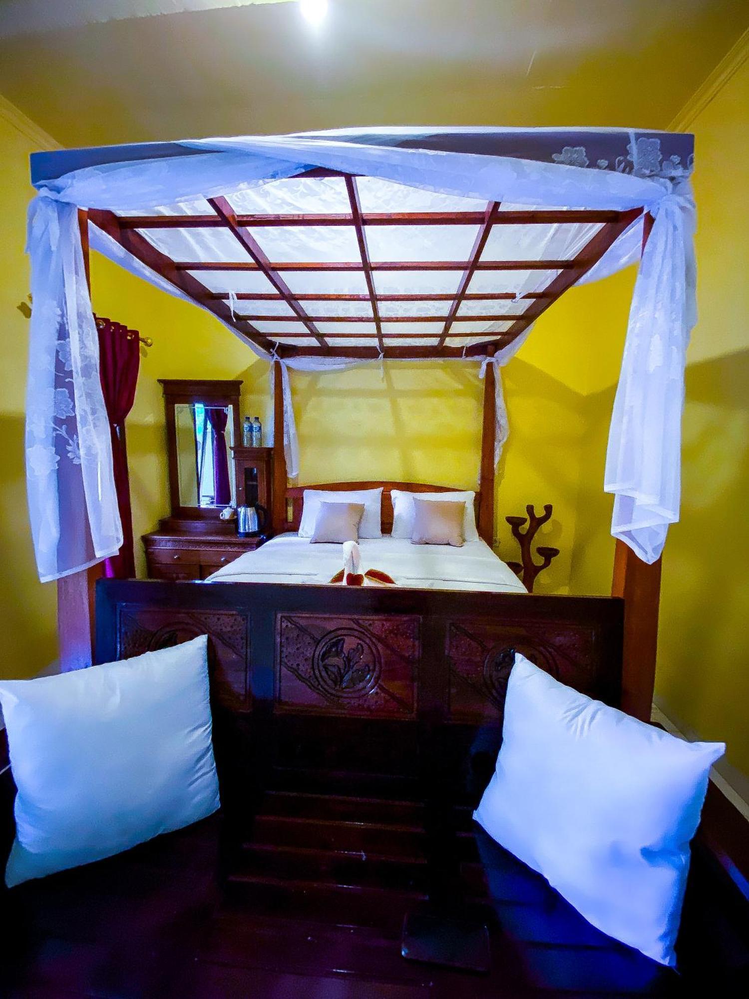 Homestay Ananda Lemukih *