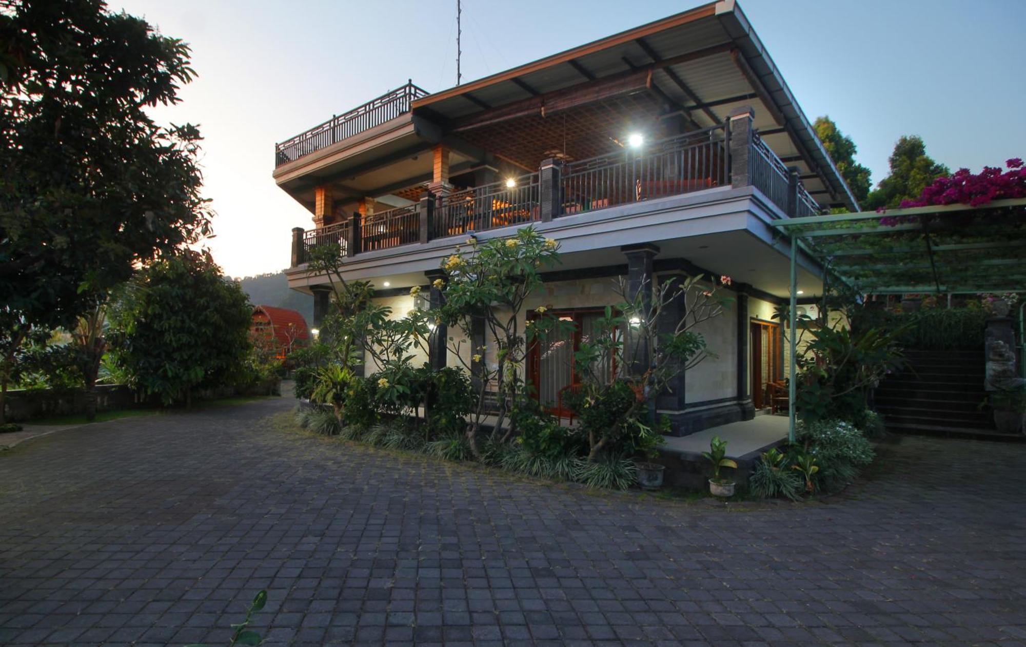 Hotel Rostika Villa&camping Sekumpul 3*
