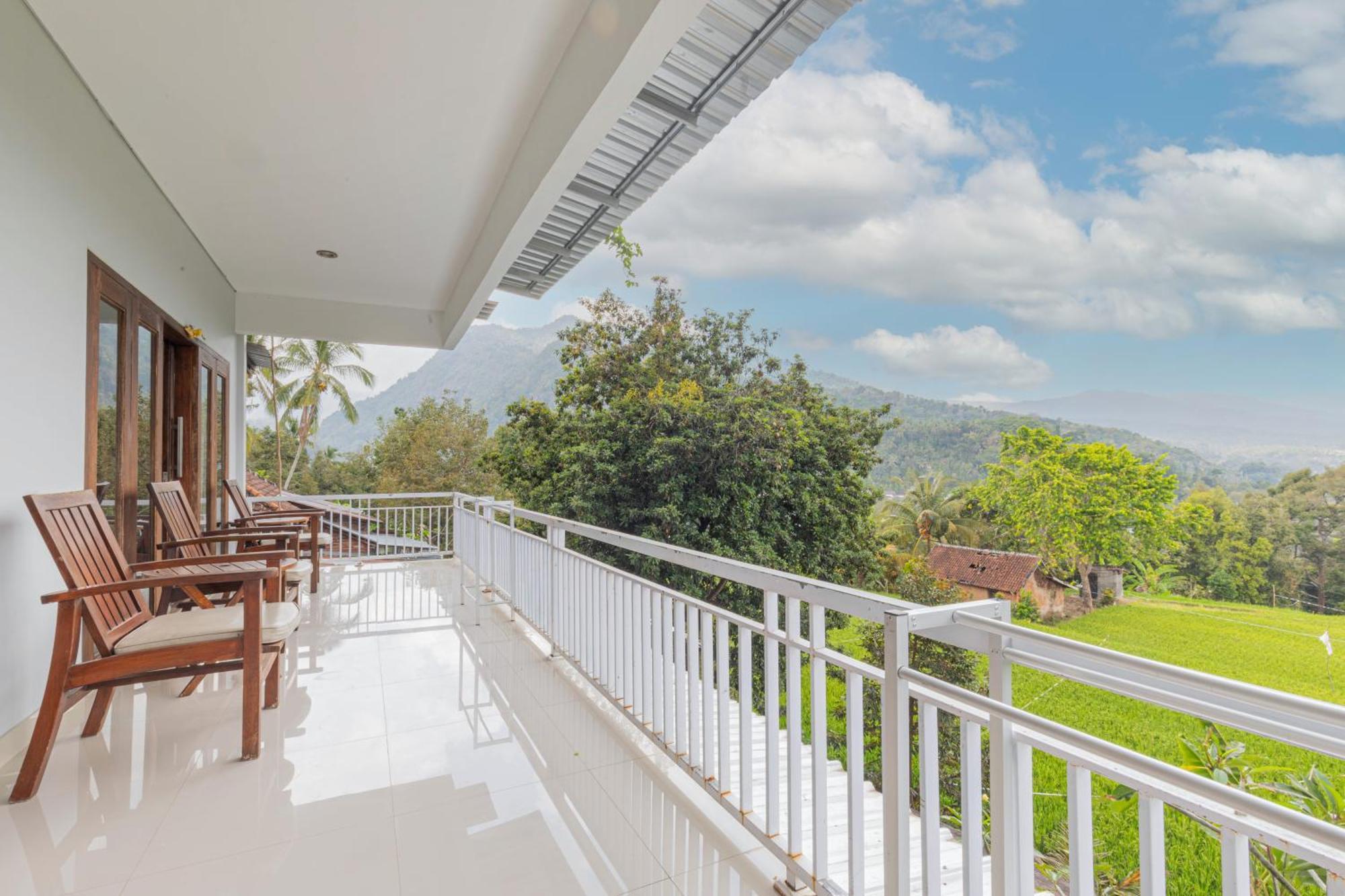 Mandhasativa Homestay Singaraja (Bali)