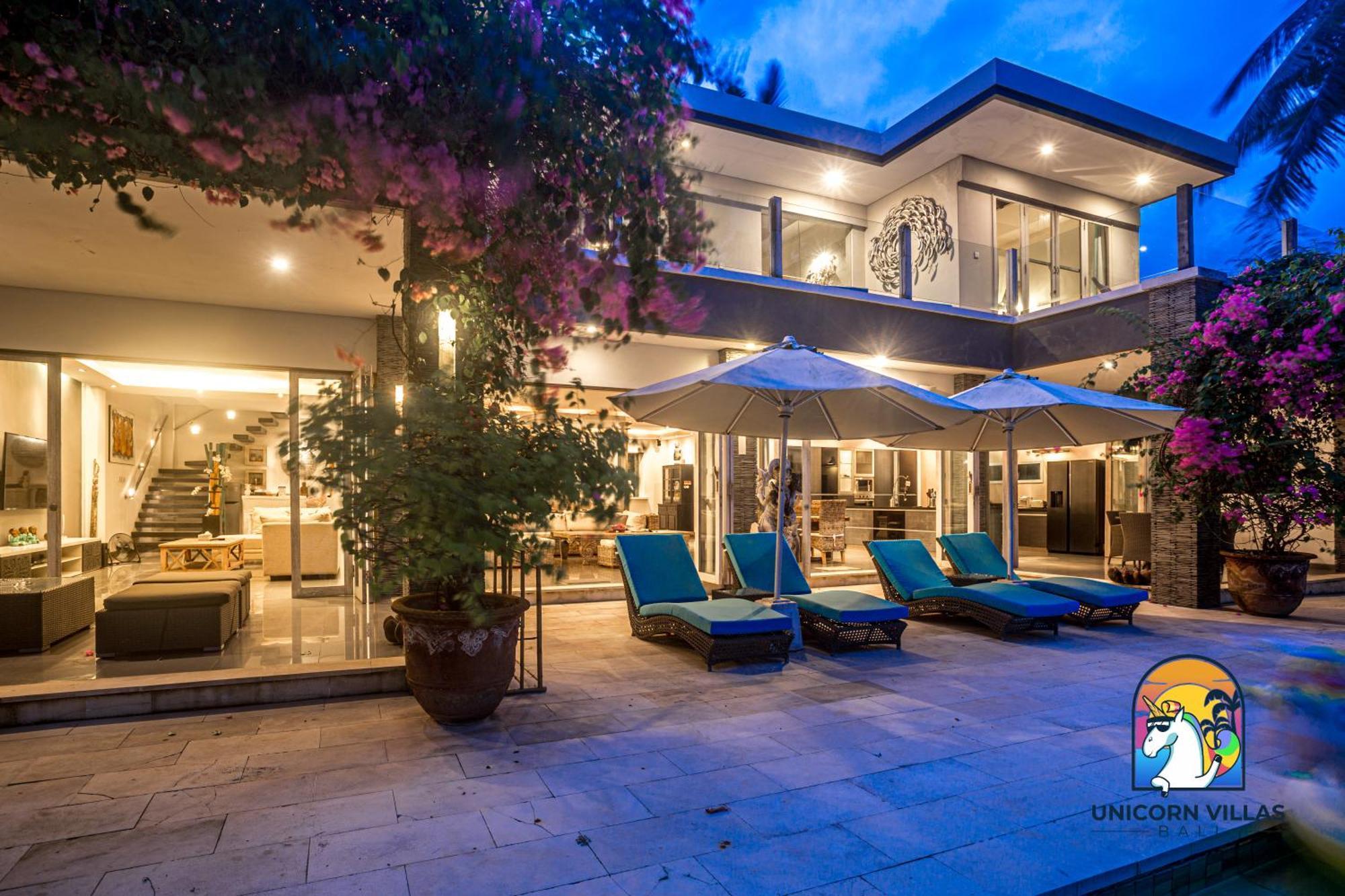Black Pearl - By Unicorn Bali Villa