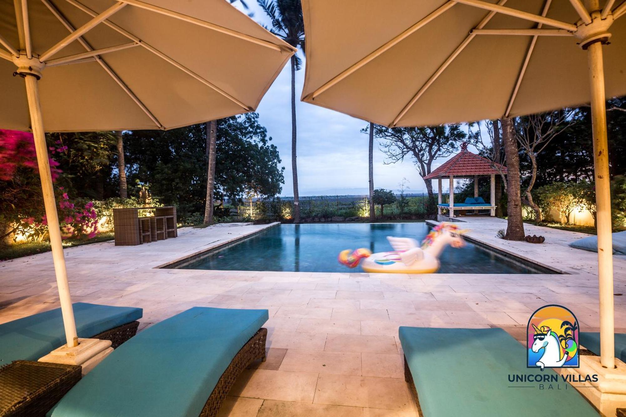 Black Pearl - By Unicorn Bali Villa Padangbai (Bali)