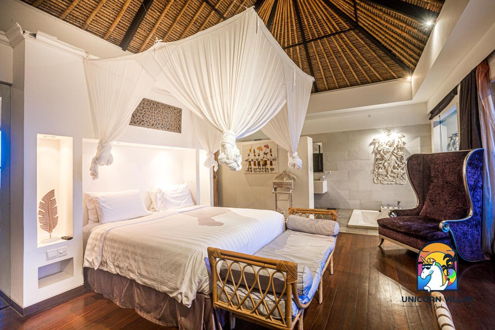 Black Pearl - By Unicorn Bali Villa
