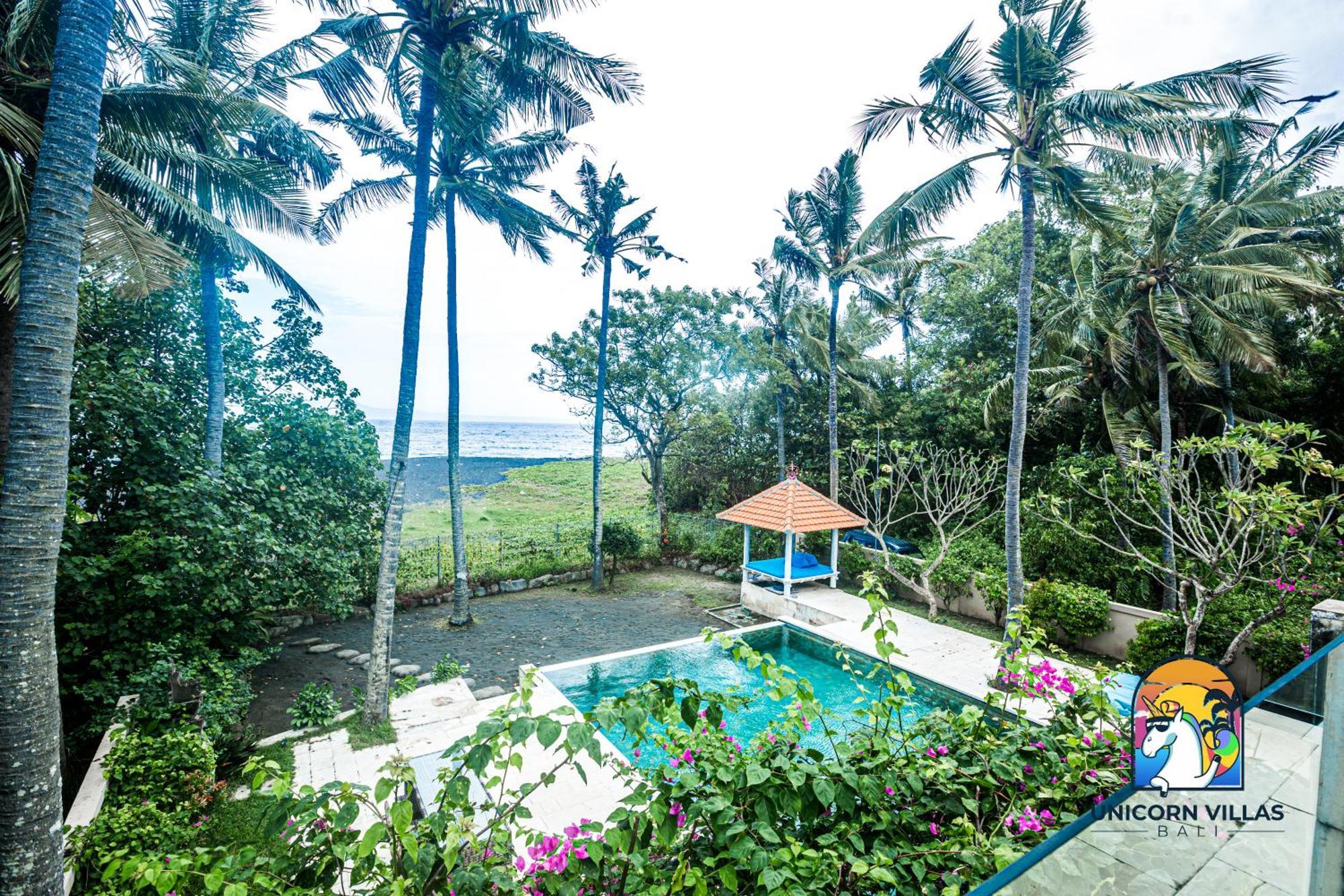 Black Pearl - By Unicorn Bali Villa Padangbai (Bali)