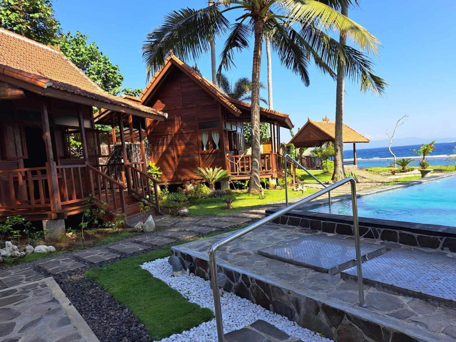 Wooden House Candidasa Tempat Tidur & Sarapan